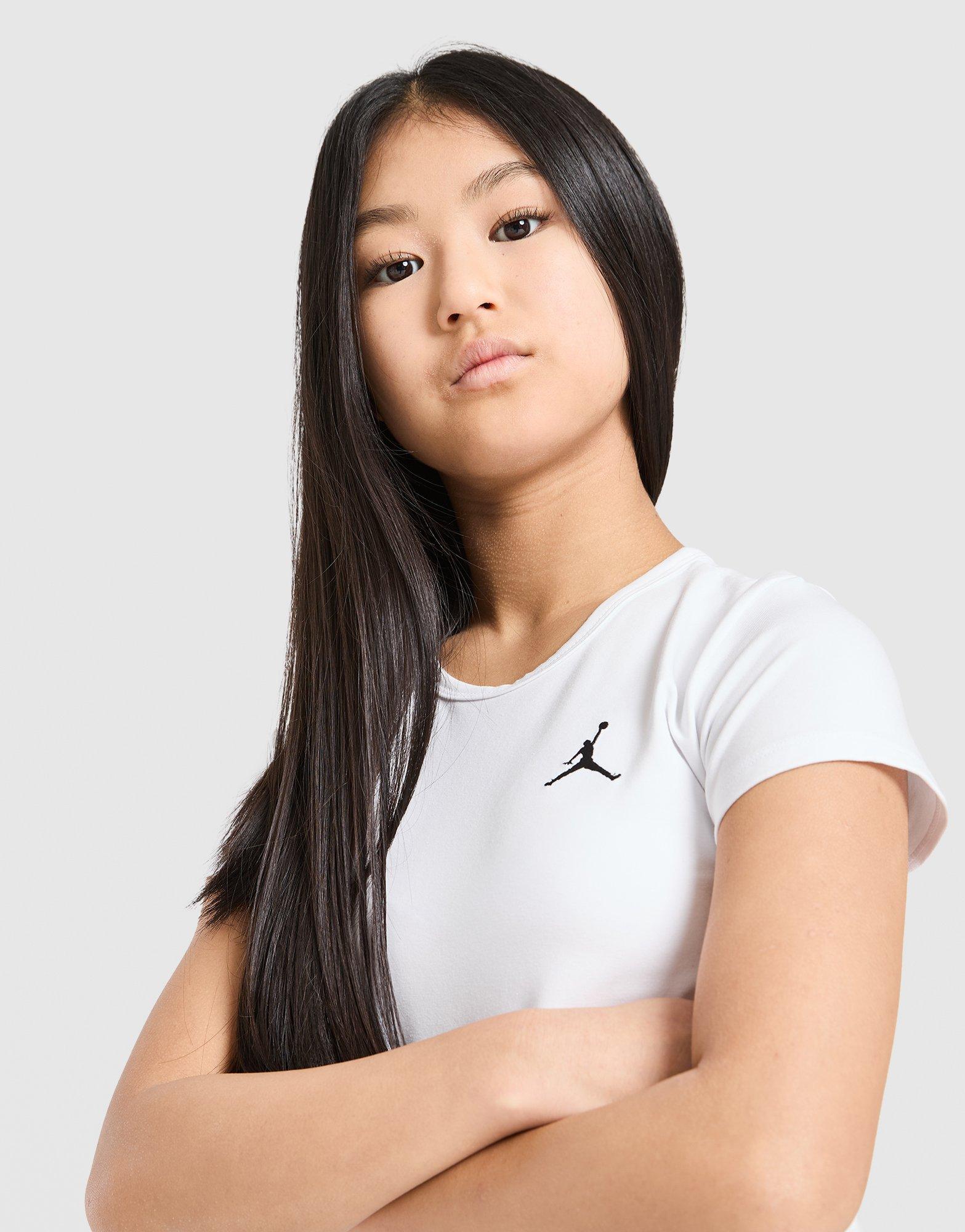 Jordan Girls' Essential Small Logo T-Shirt Junior