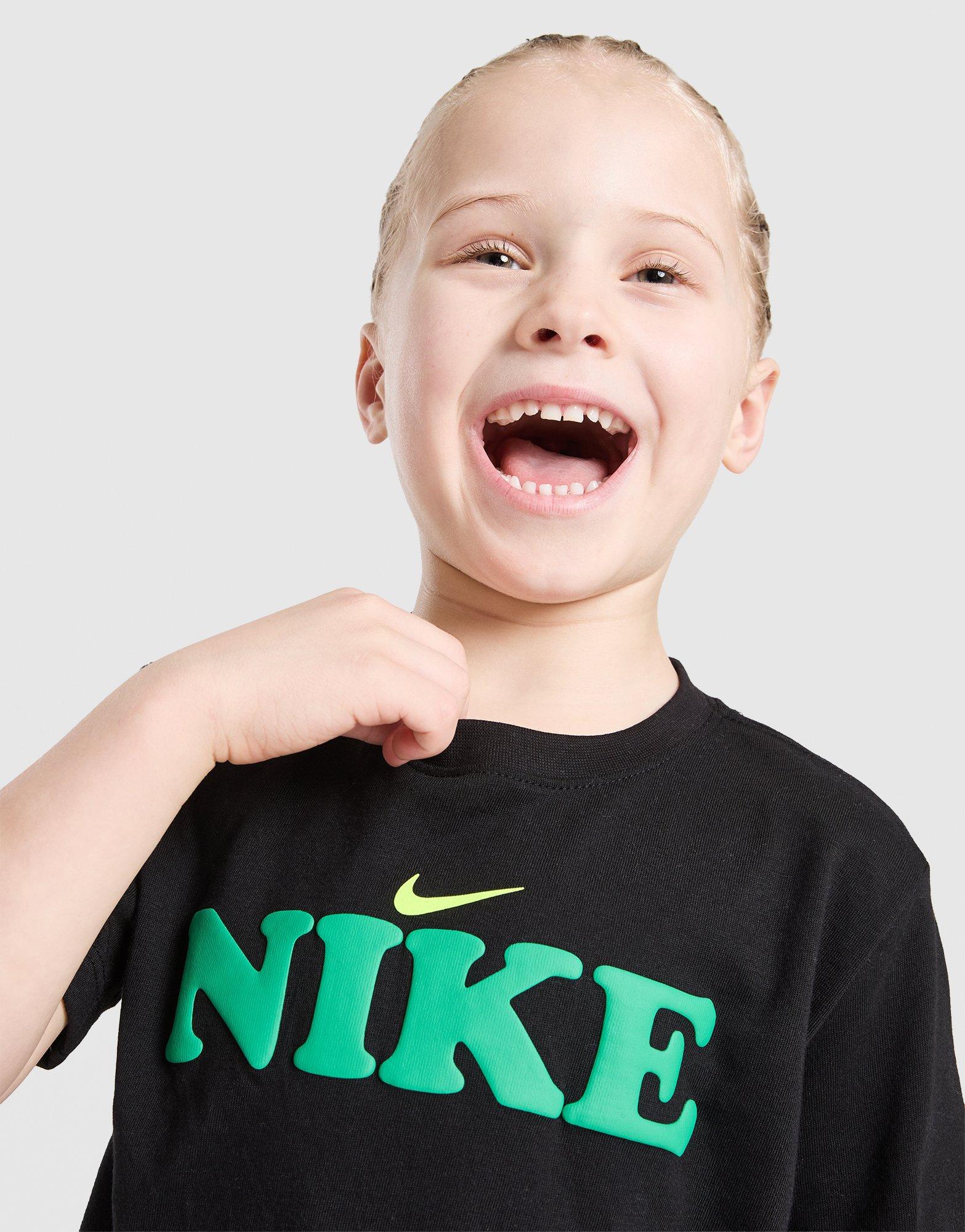 Nike Graphic T-Shirt/Shorts Set Children