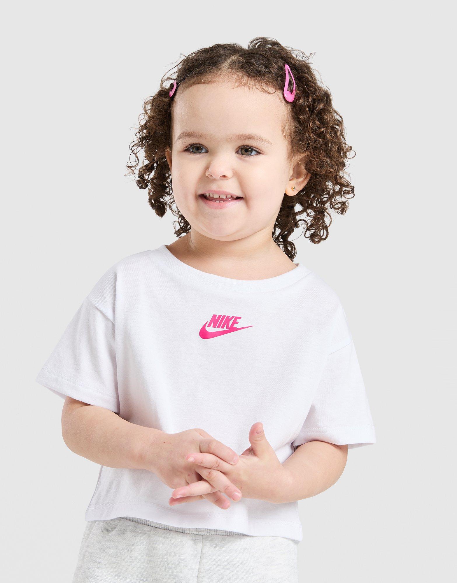 Nike Girls' Repeat T-Shirt/Shorts Set Infant
