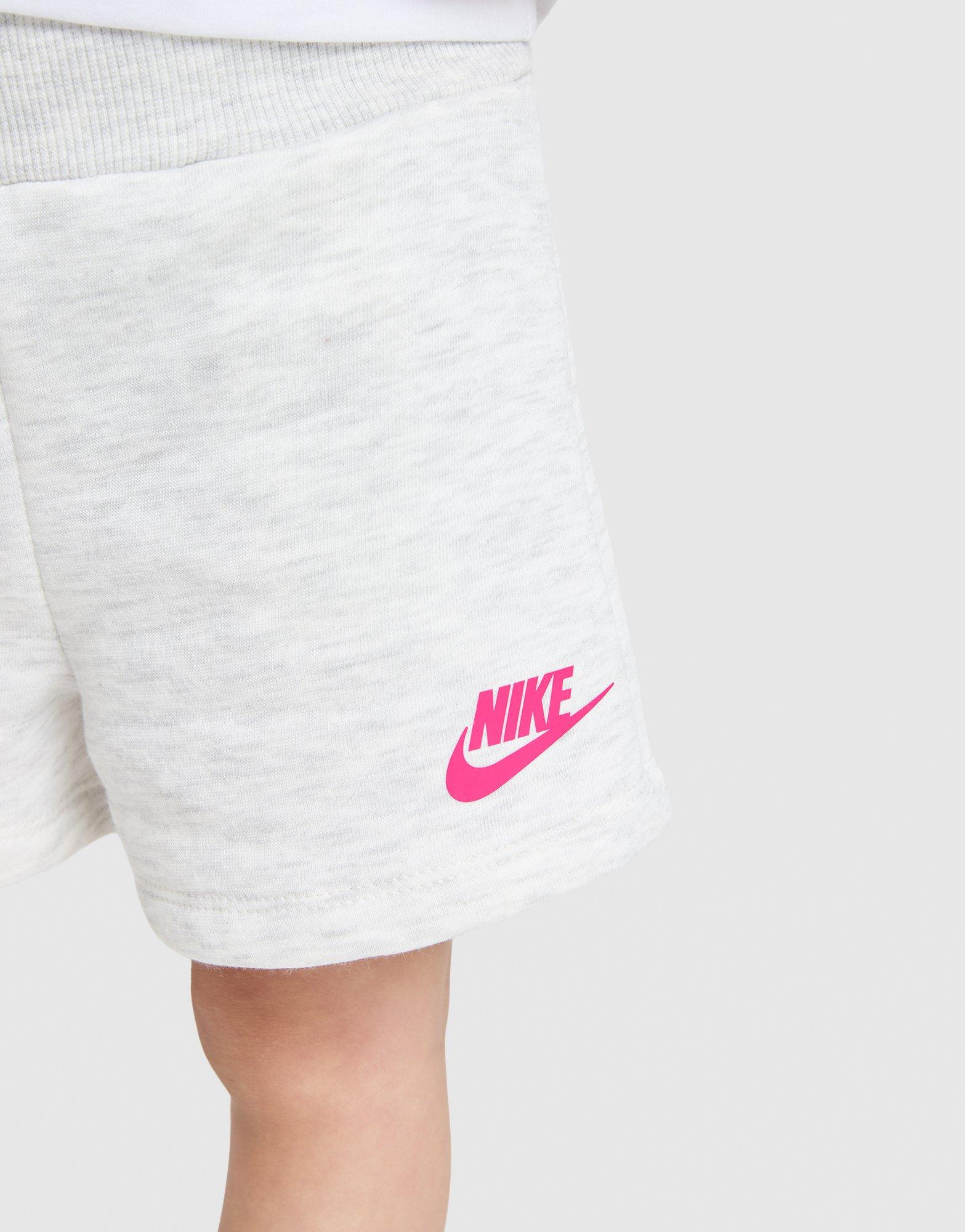 Nike Girls' Repeat T-Shirt/Shorts Set Infant