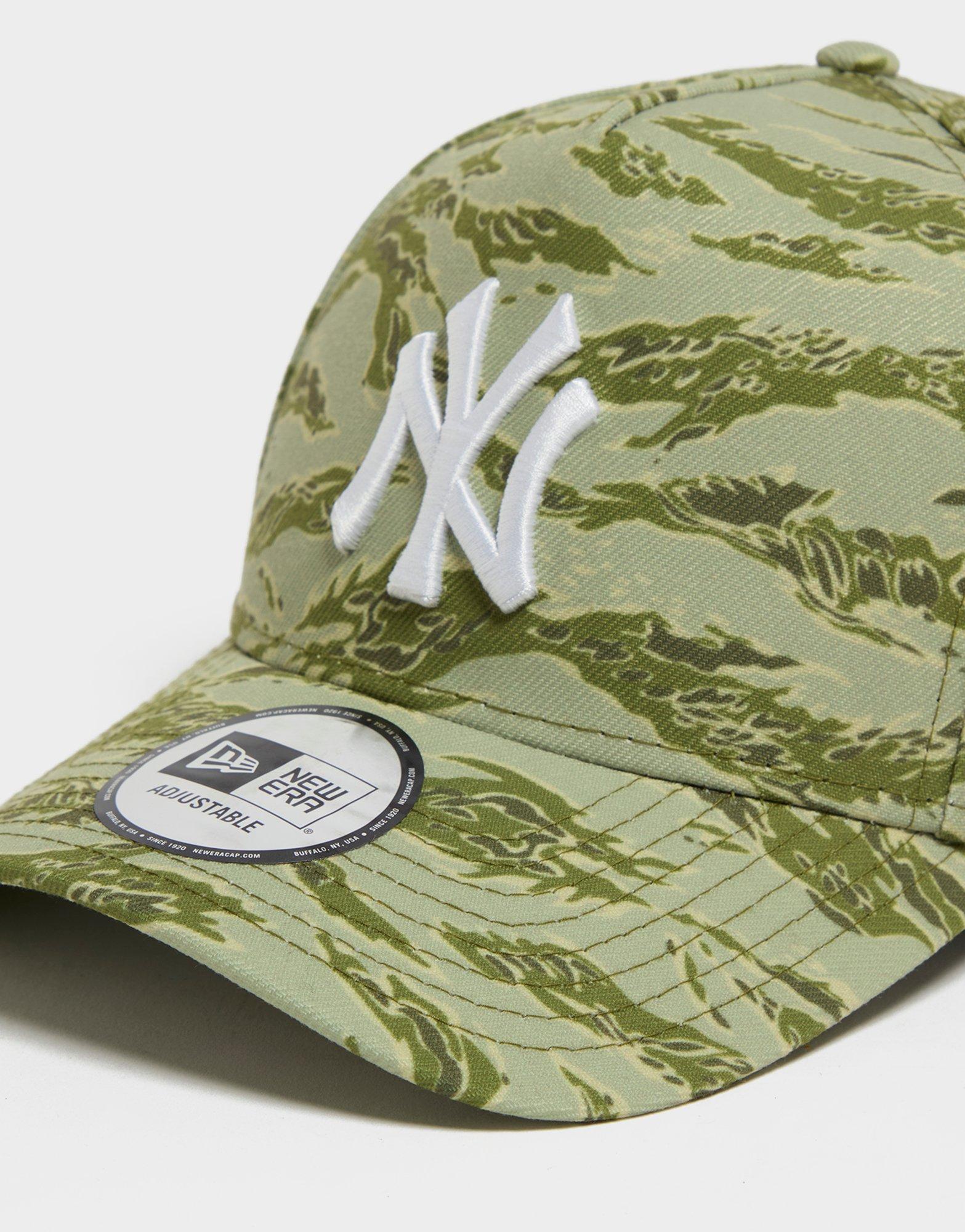 New Era Gorra Trucker MLB New York Yankees Tiger Print