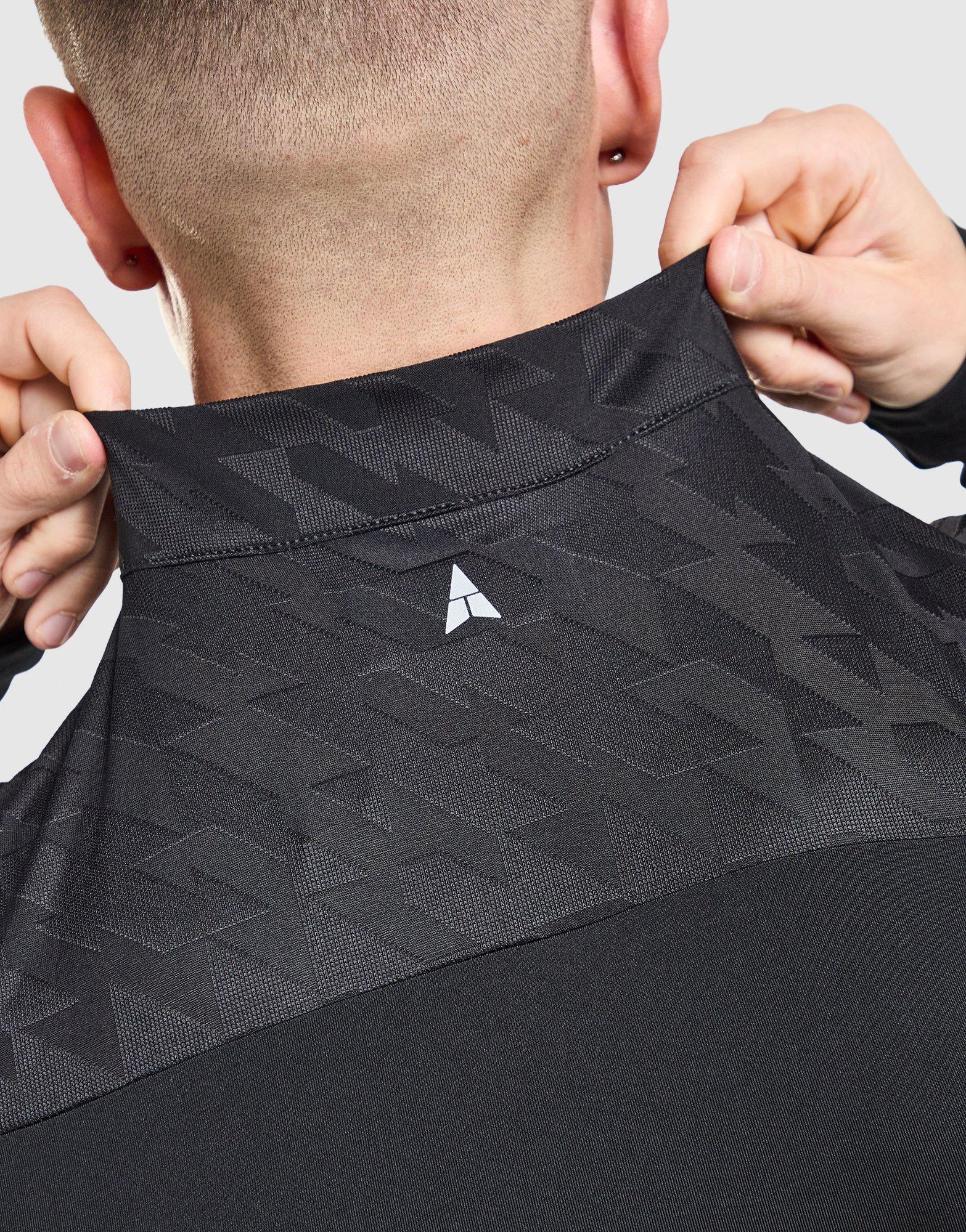 Technicals Harefield 1/4 Zip Top/Shorts Set