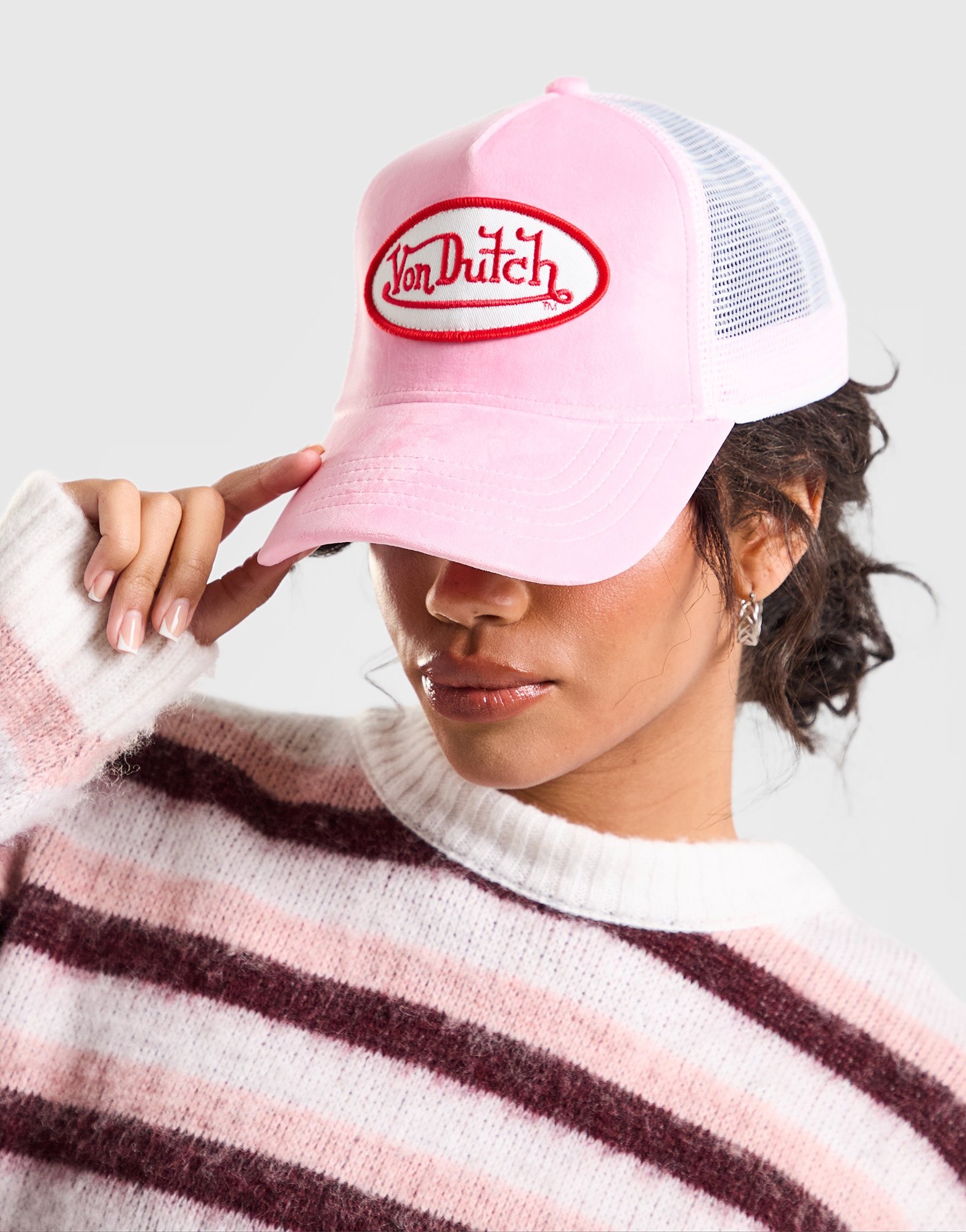 Pink Von Dutch Velvet Trucker Cap - JD Sports Global