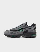 New Balance Parte Superior em Couro e Têxtil/Sola Sintética