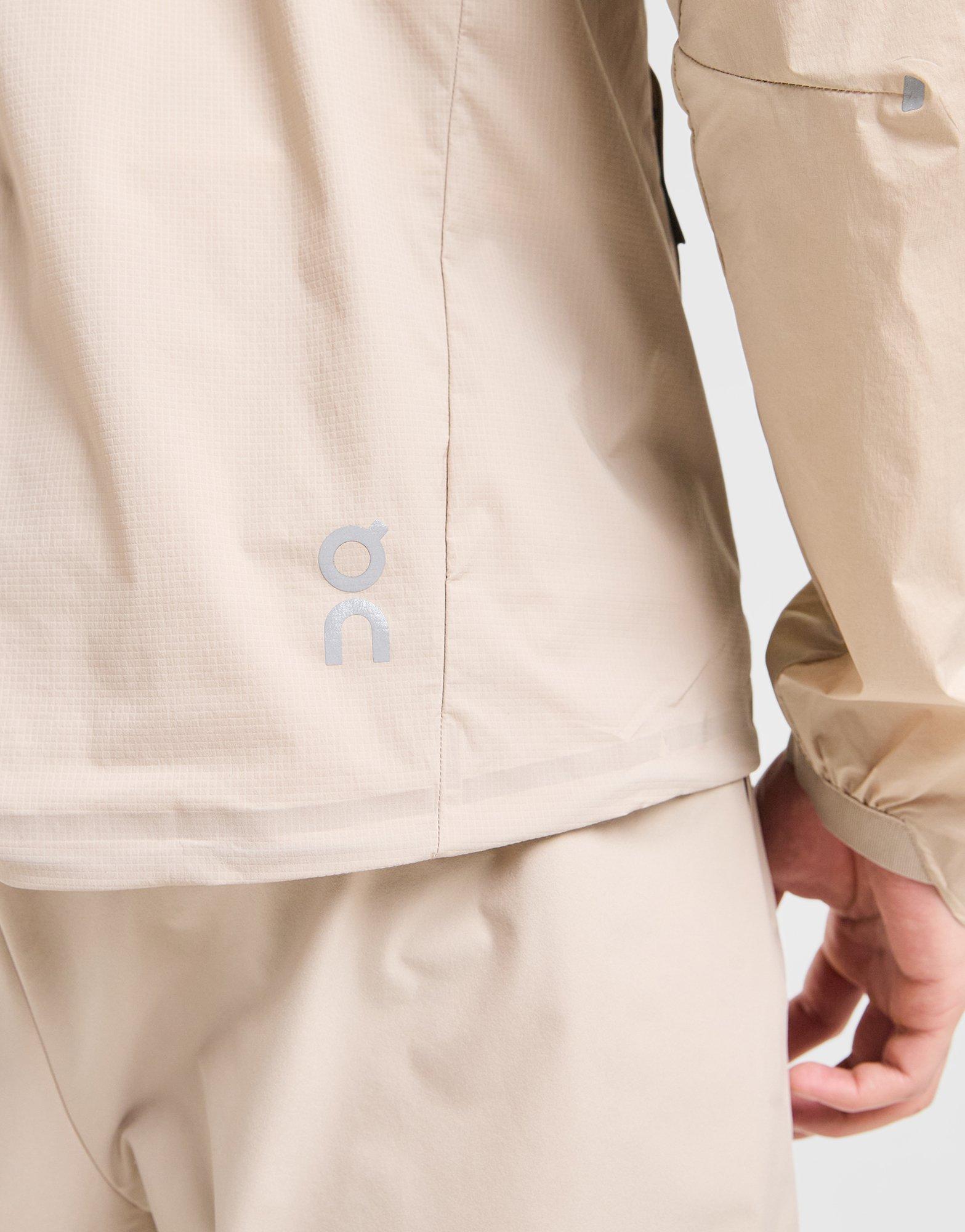 On Running Core Hooded Jacket