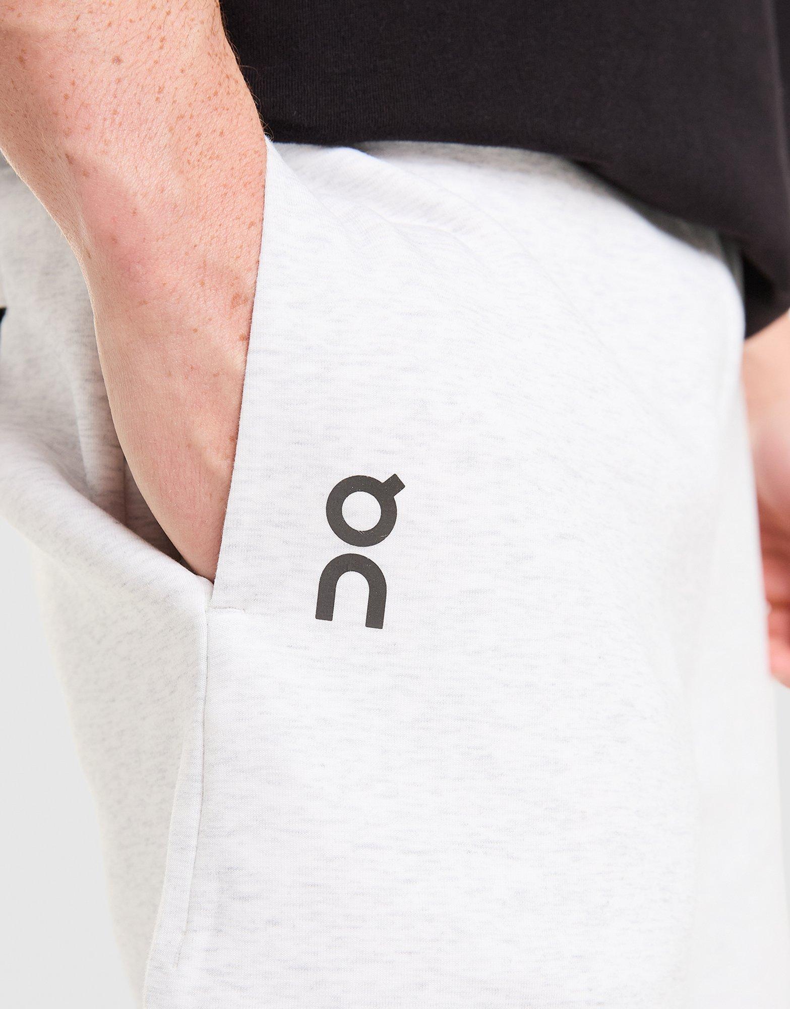 On Running Tech Shorts