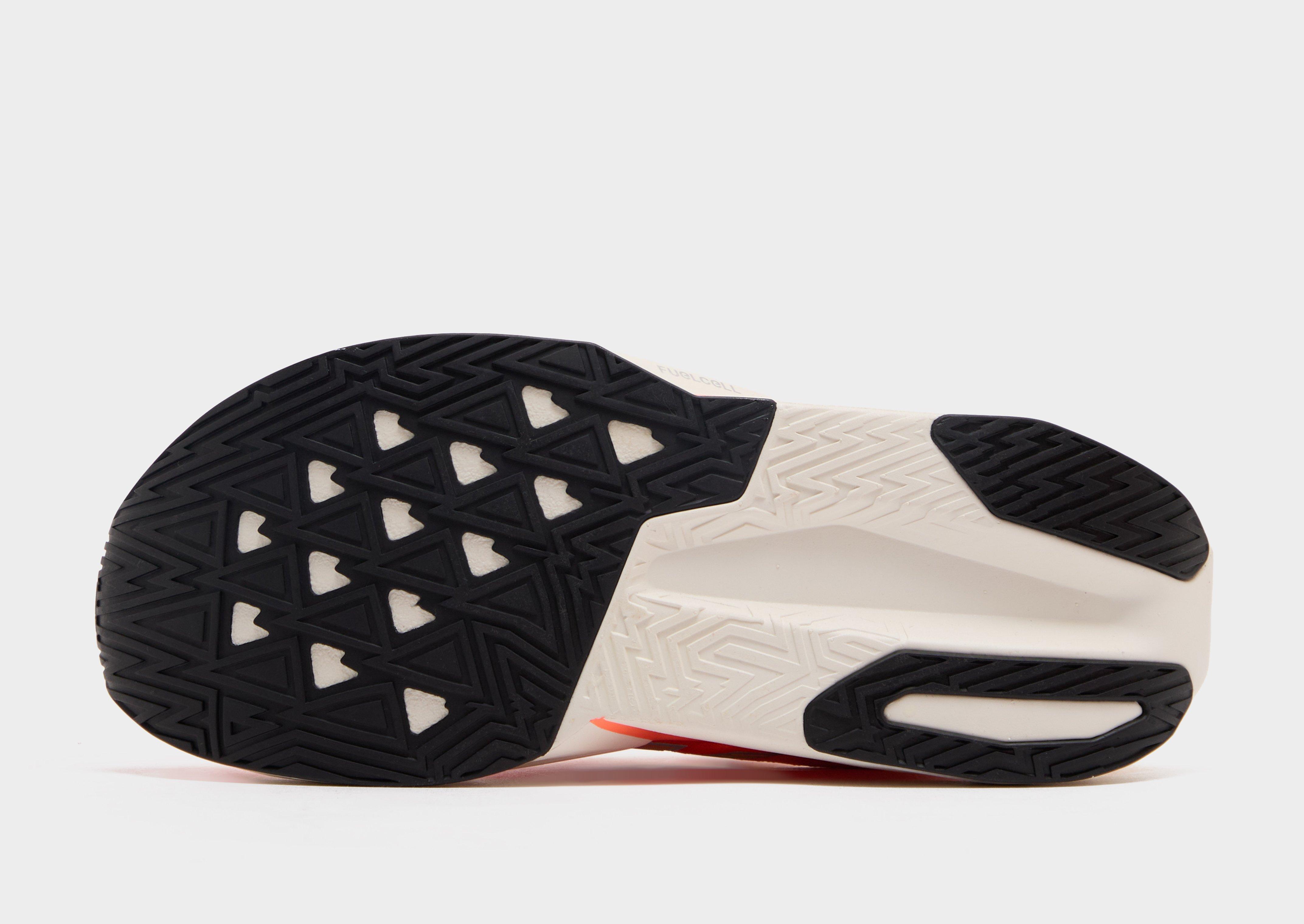 New Balance FuelCell Rebel v5