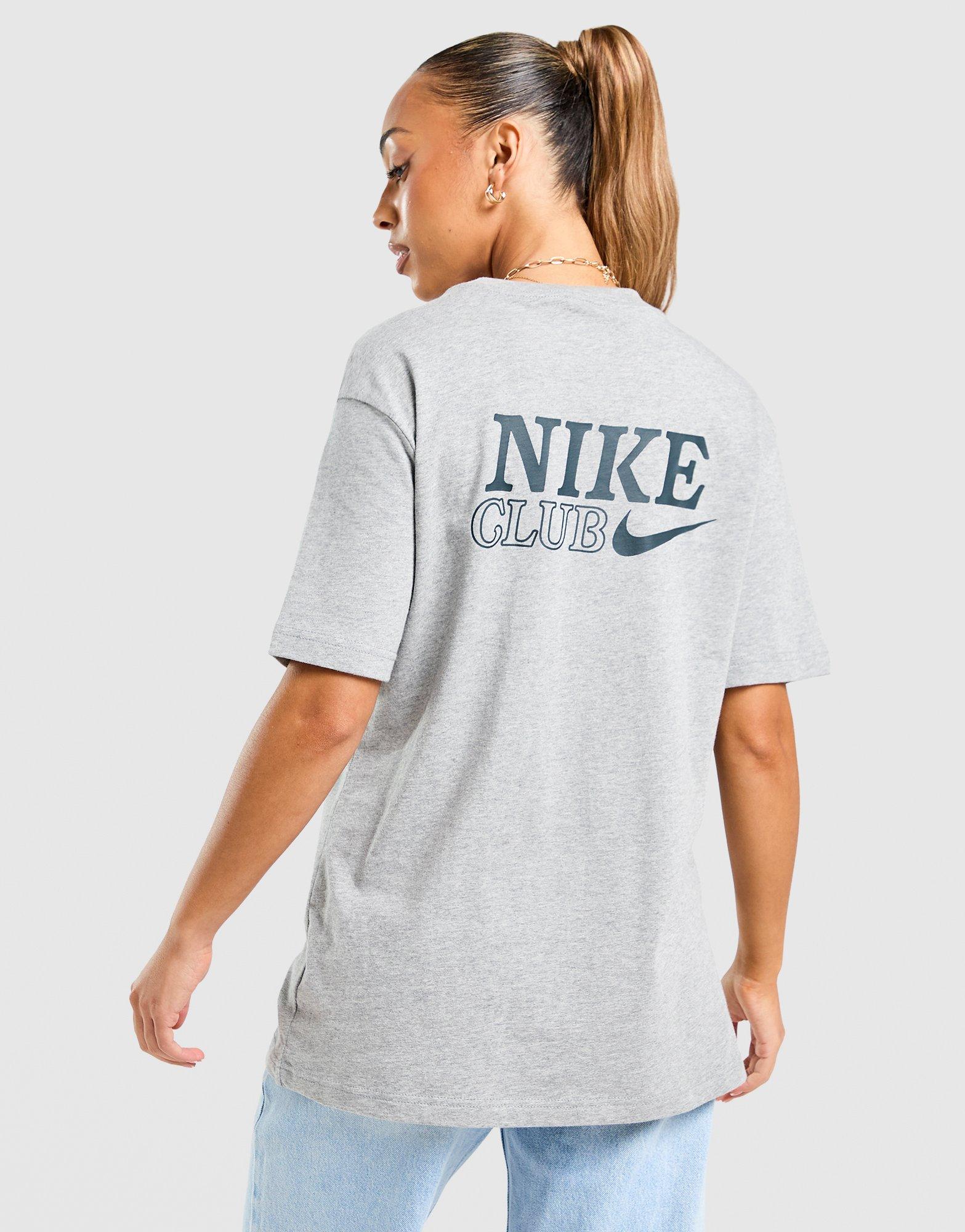 Nike Classic Boyfriend T-Shirt