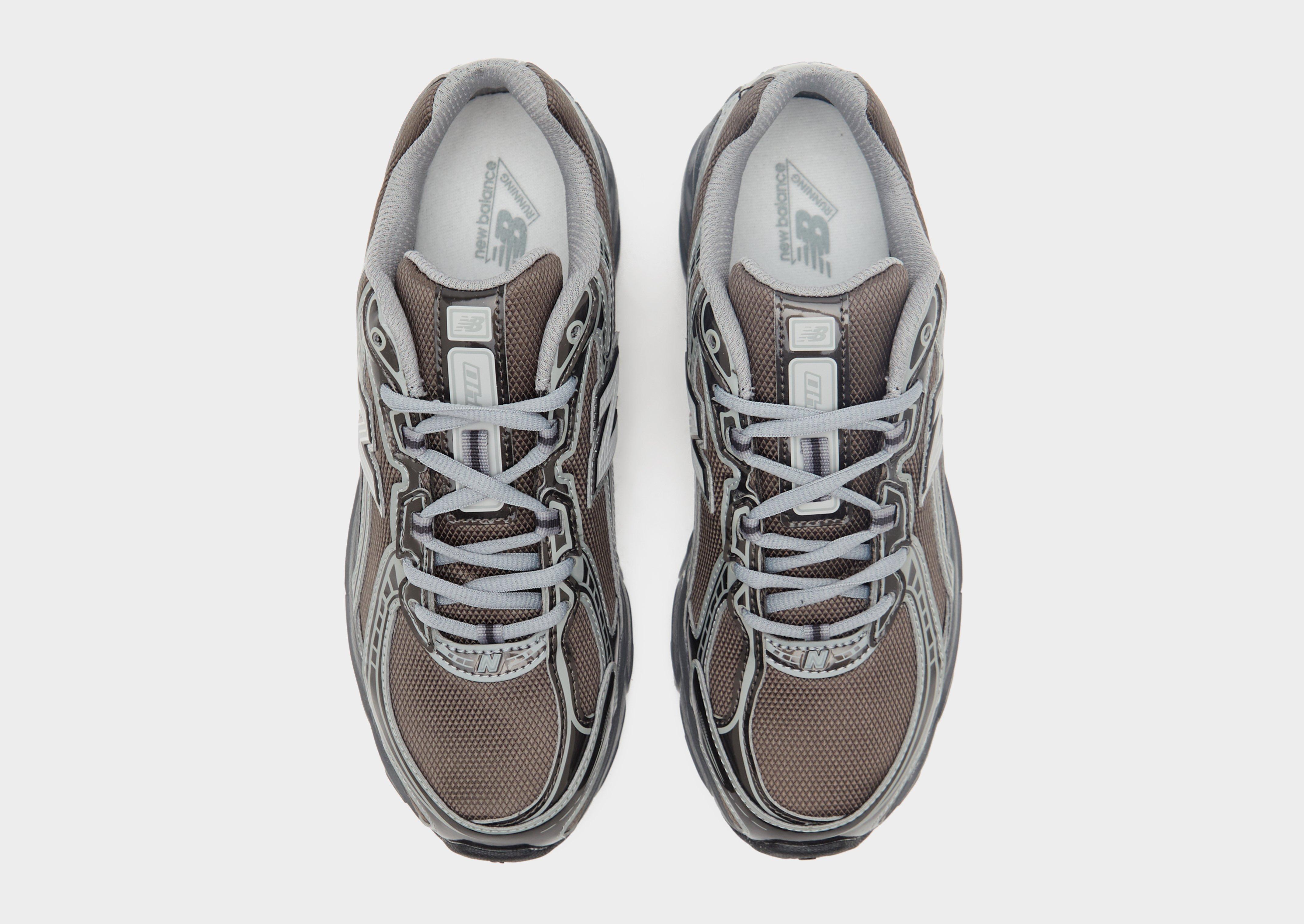 New Balance 740 Women's