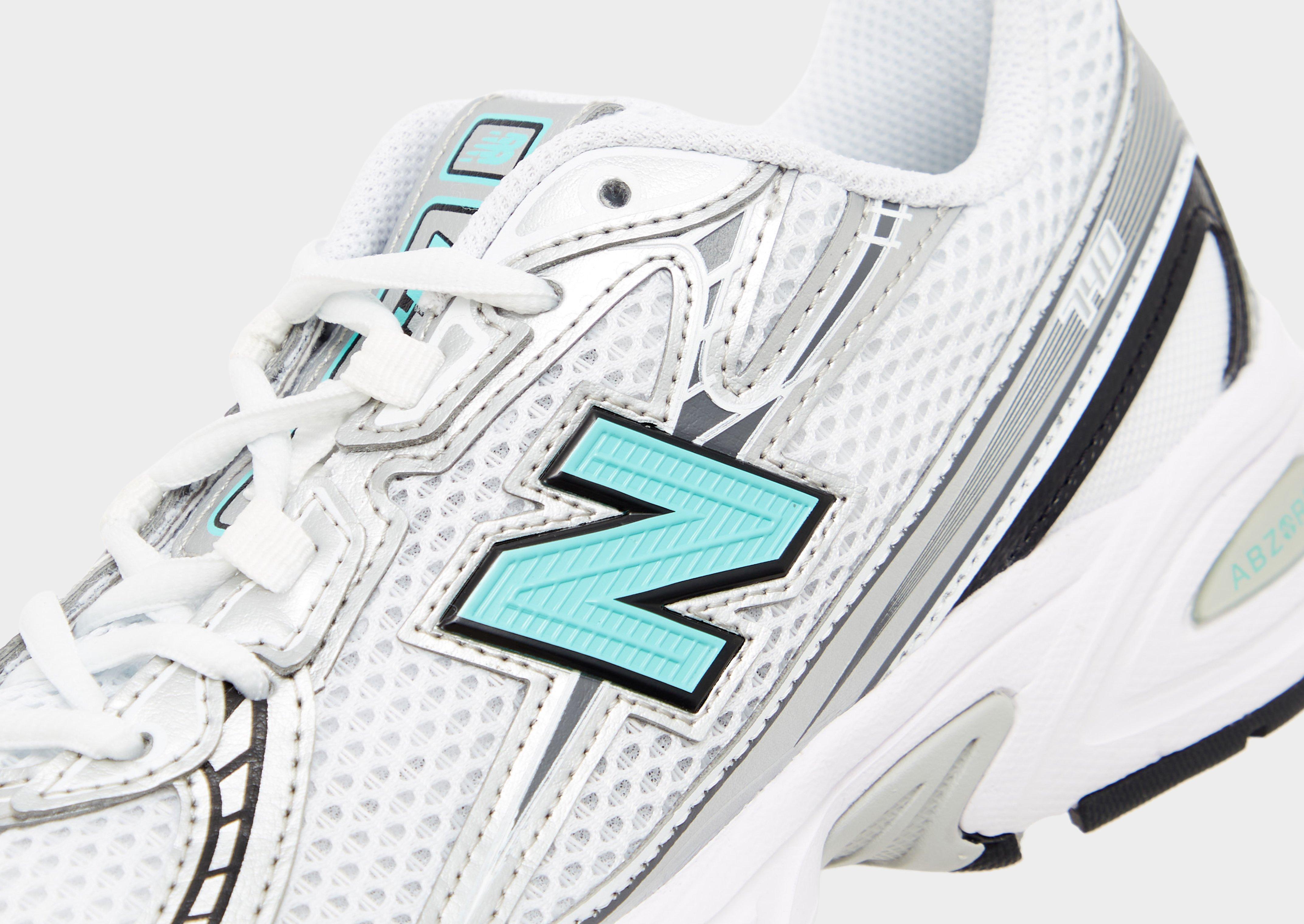 New Balance 740 Women's