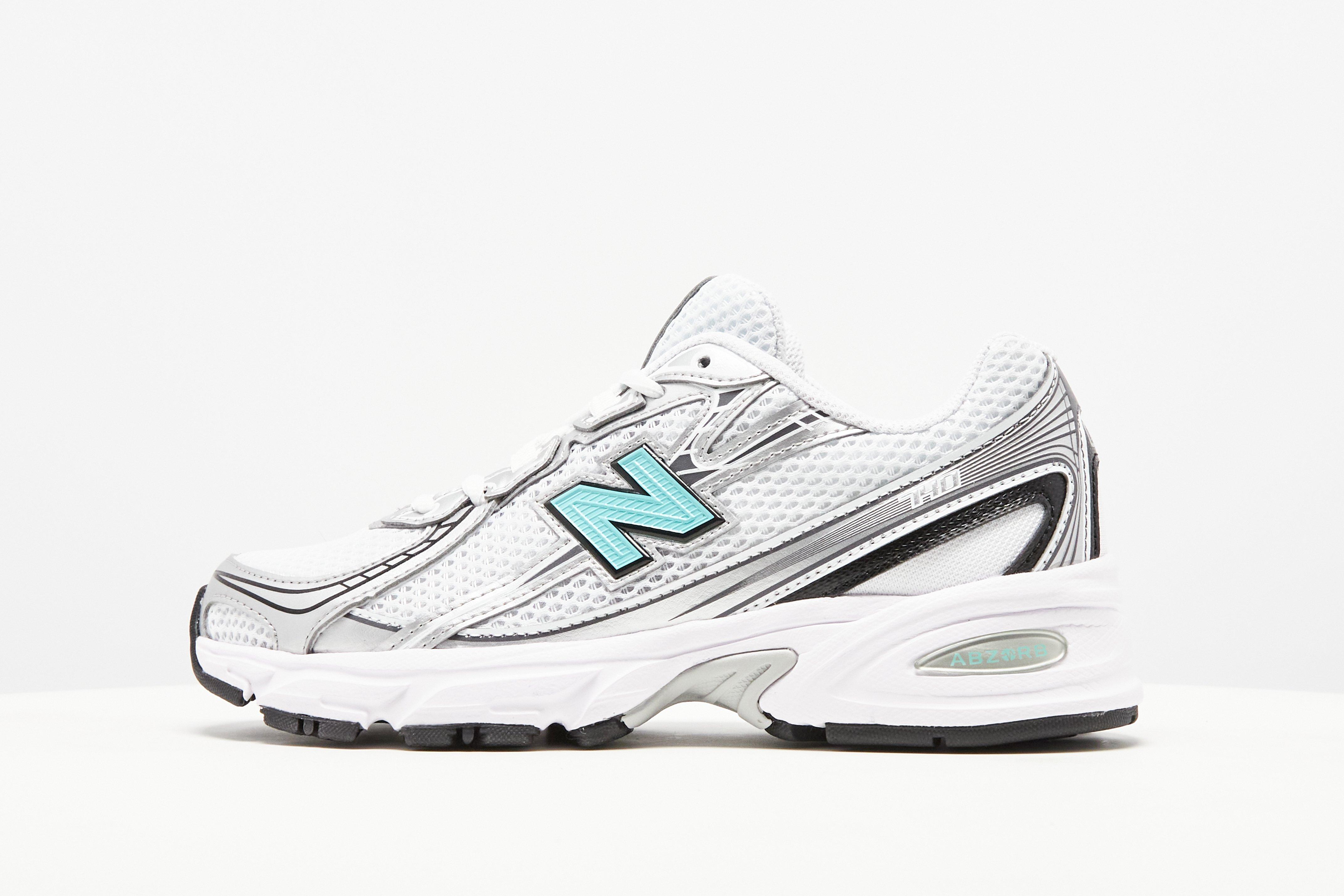 New Balance 740 Women's