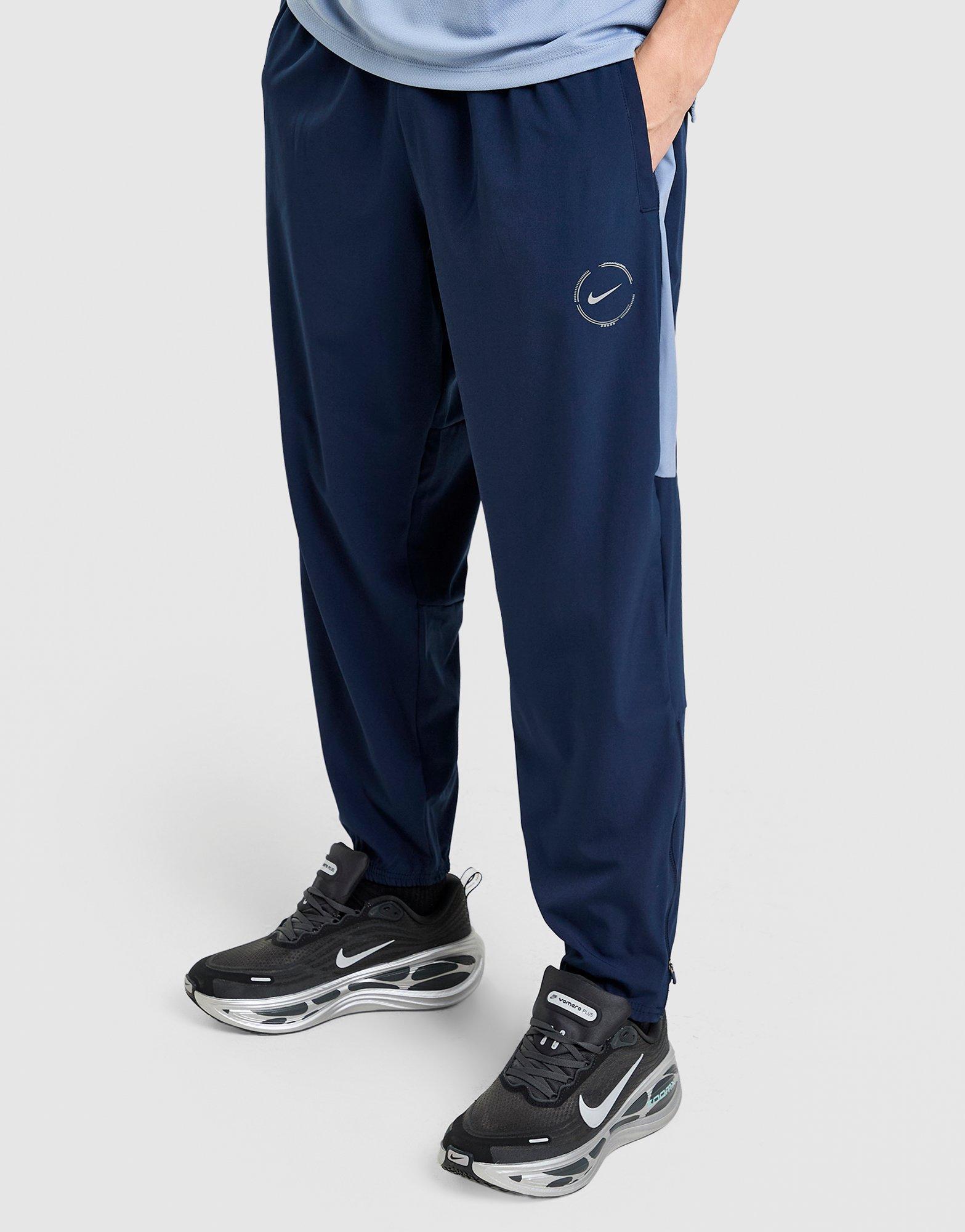 Nike Challenger Woven Track Pants