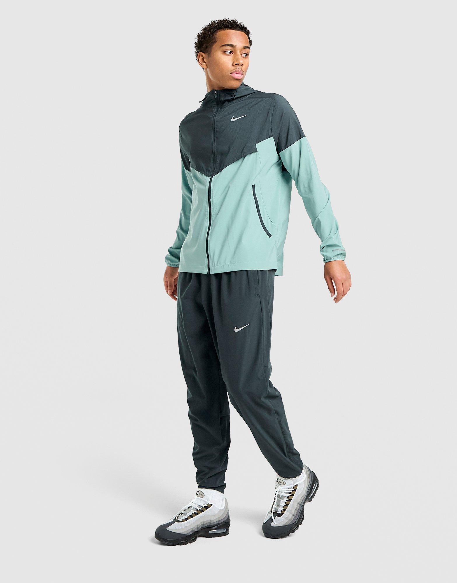 Nike Challenger Woven Track Pants