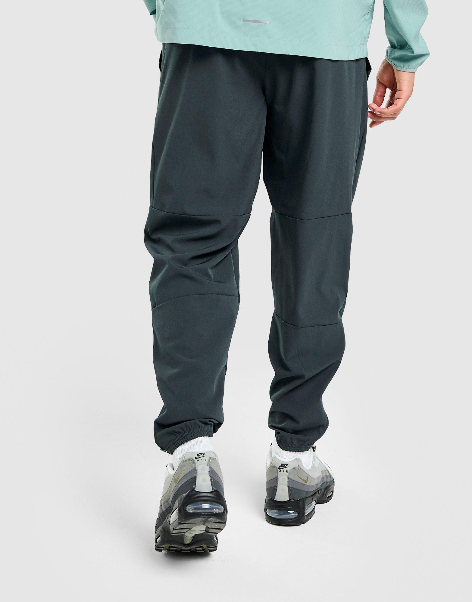Nike Challenger Woven Track Pants