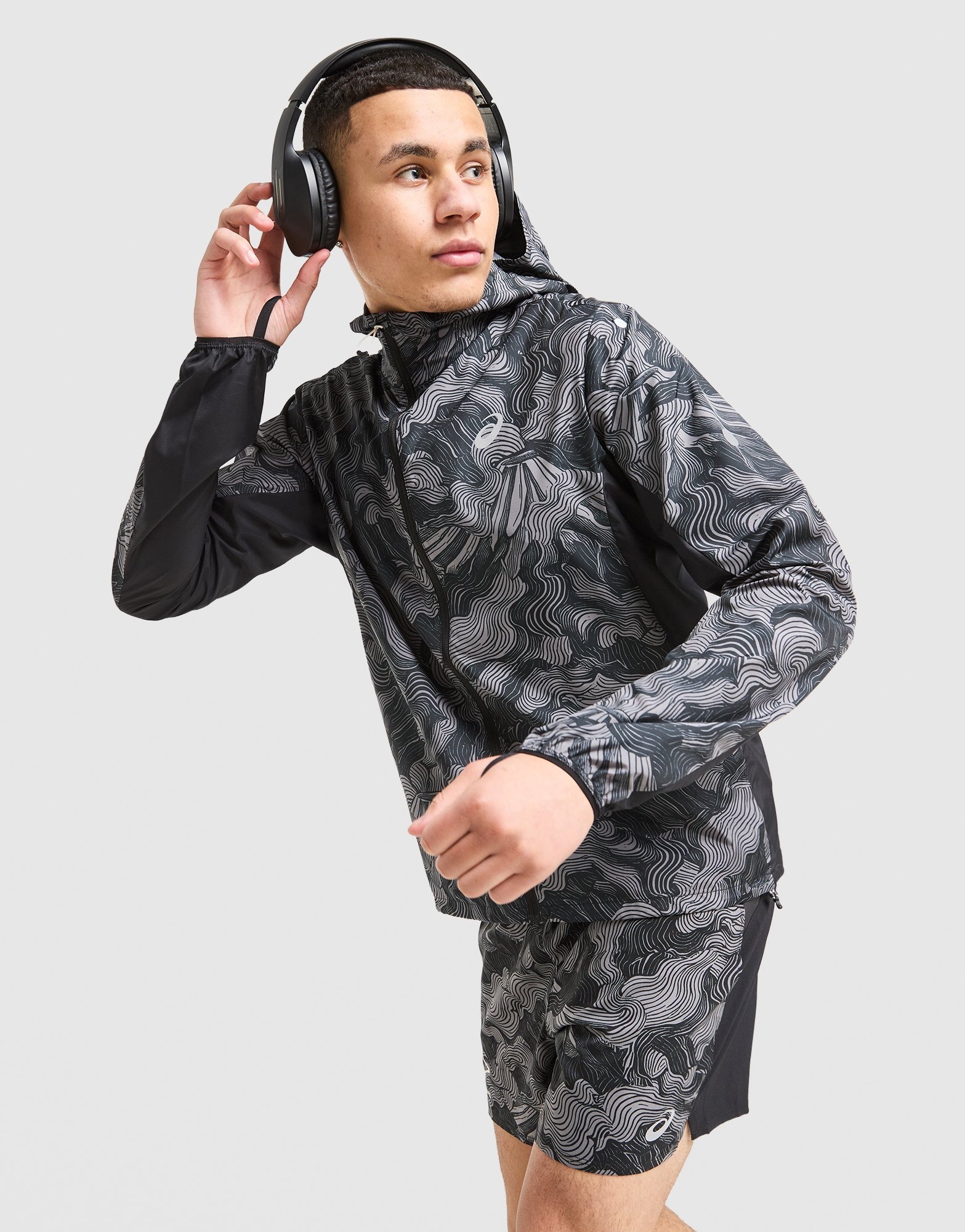 Black ASICS Fujitrail All Over Print Jacket - JD Sports Global