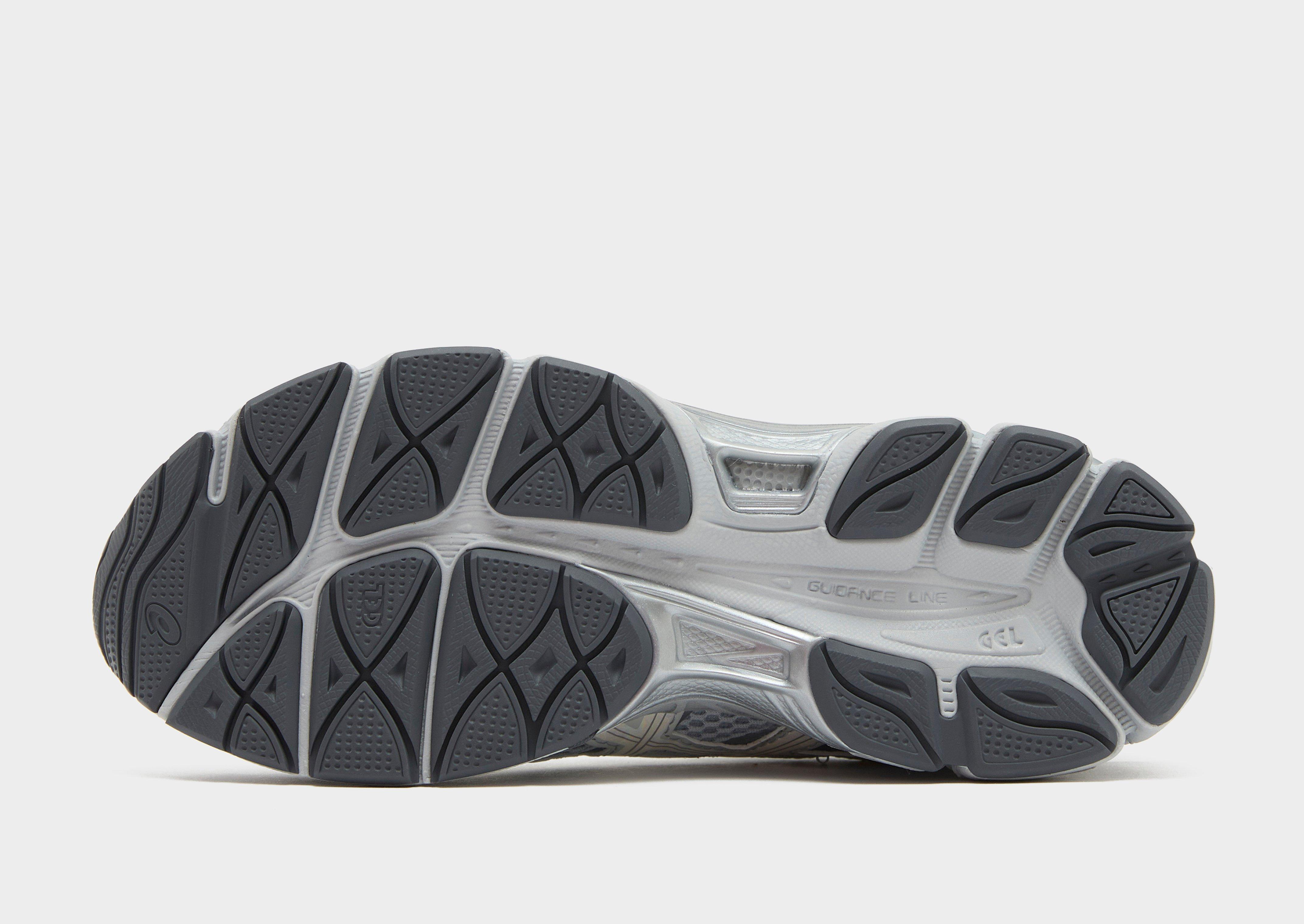 ASICS GEL-CUMULUS 16 Women's