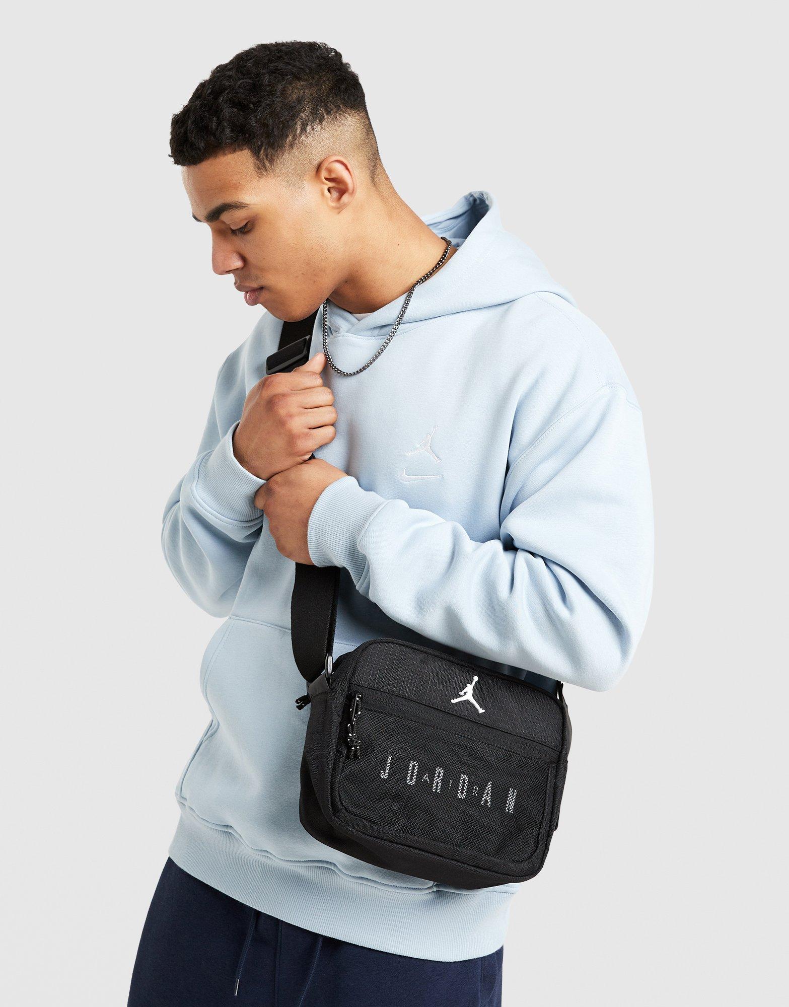 Jordan Blacktop Messenger Bag