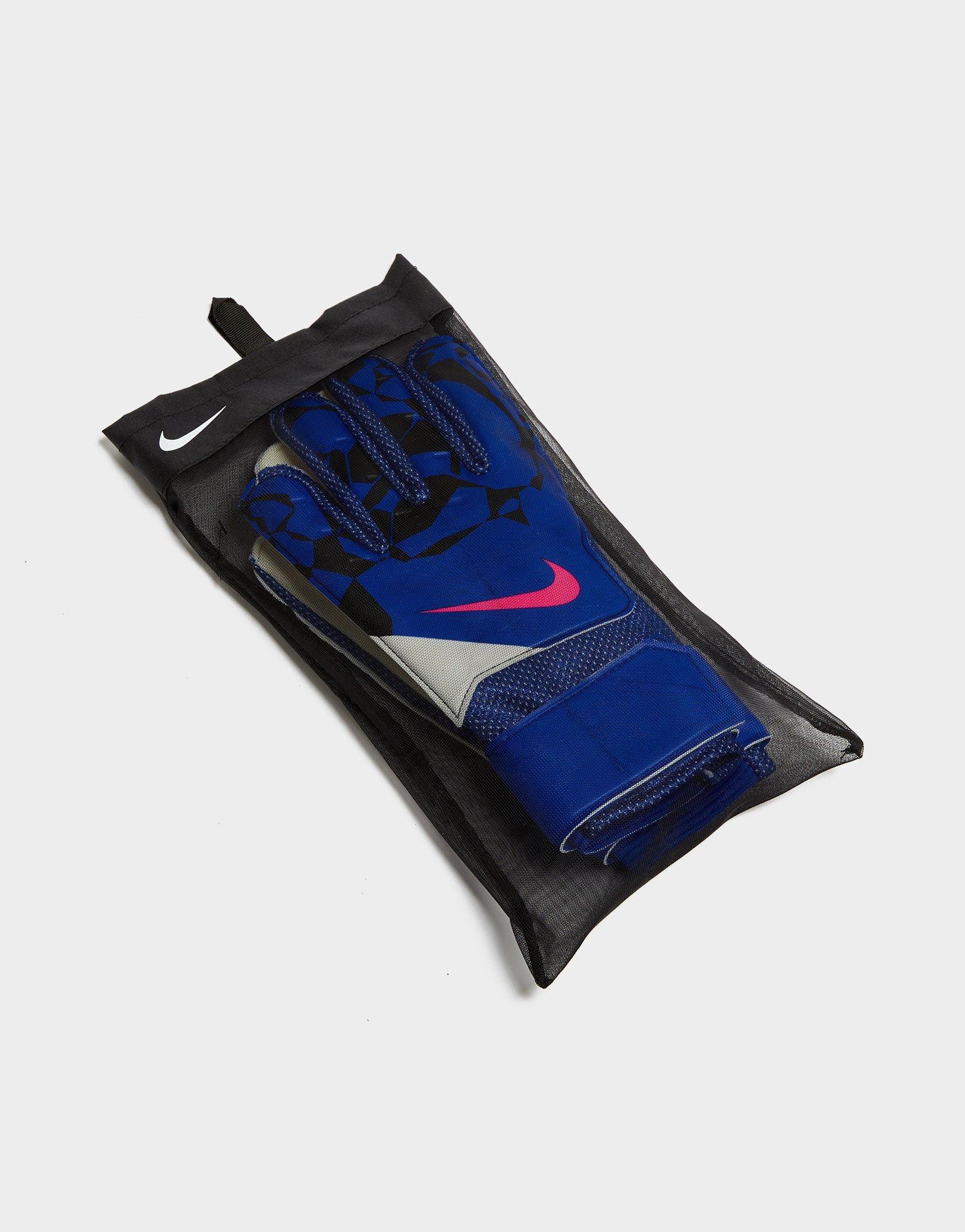 Nike Match Goalkeeper Gloves