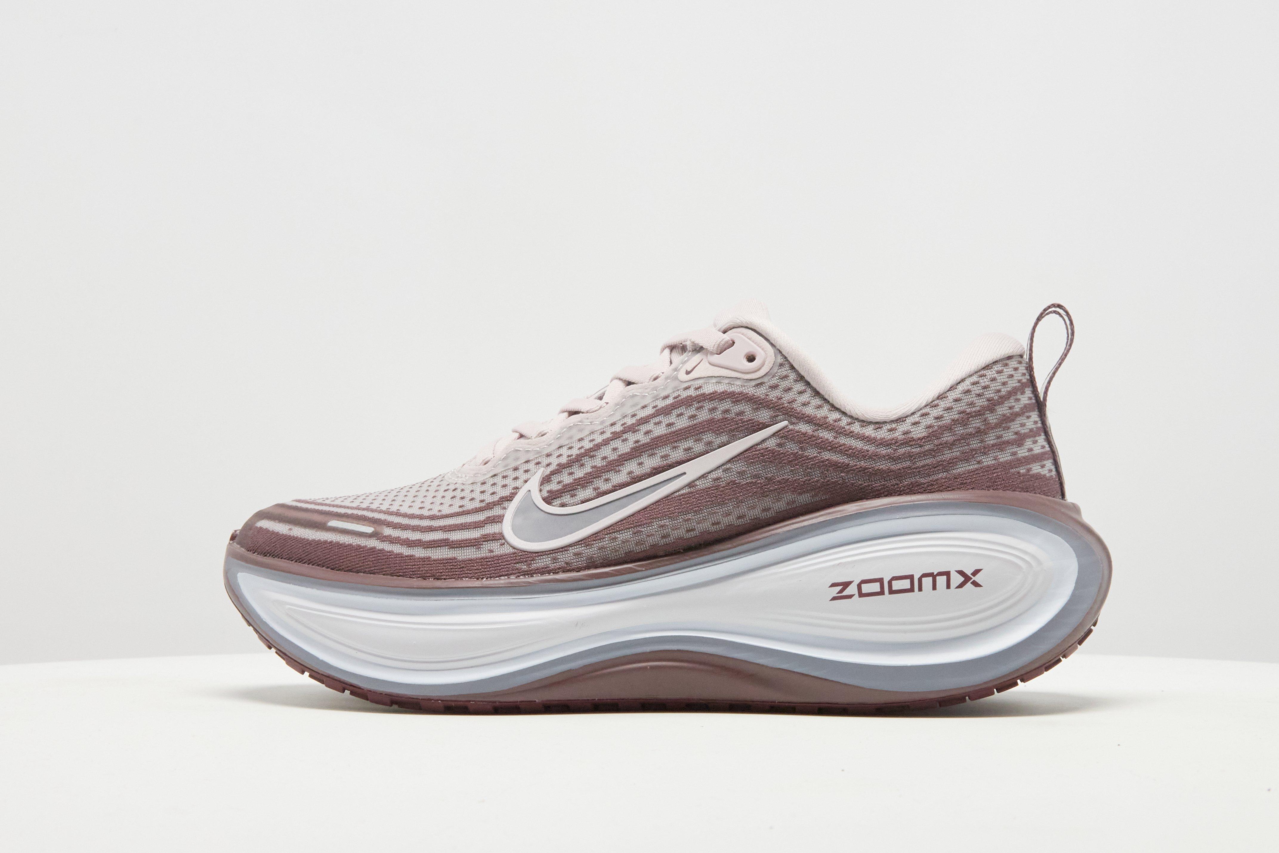 Nike Vomero Plus para mujer