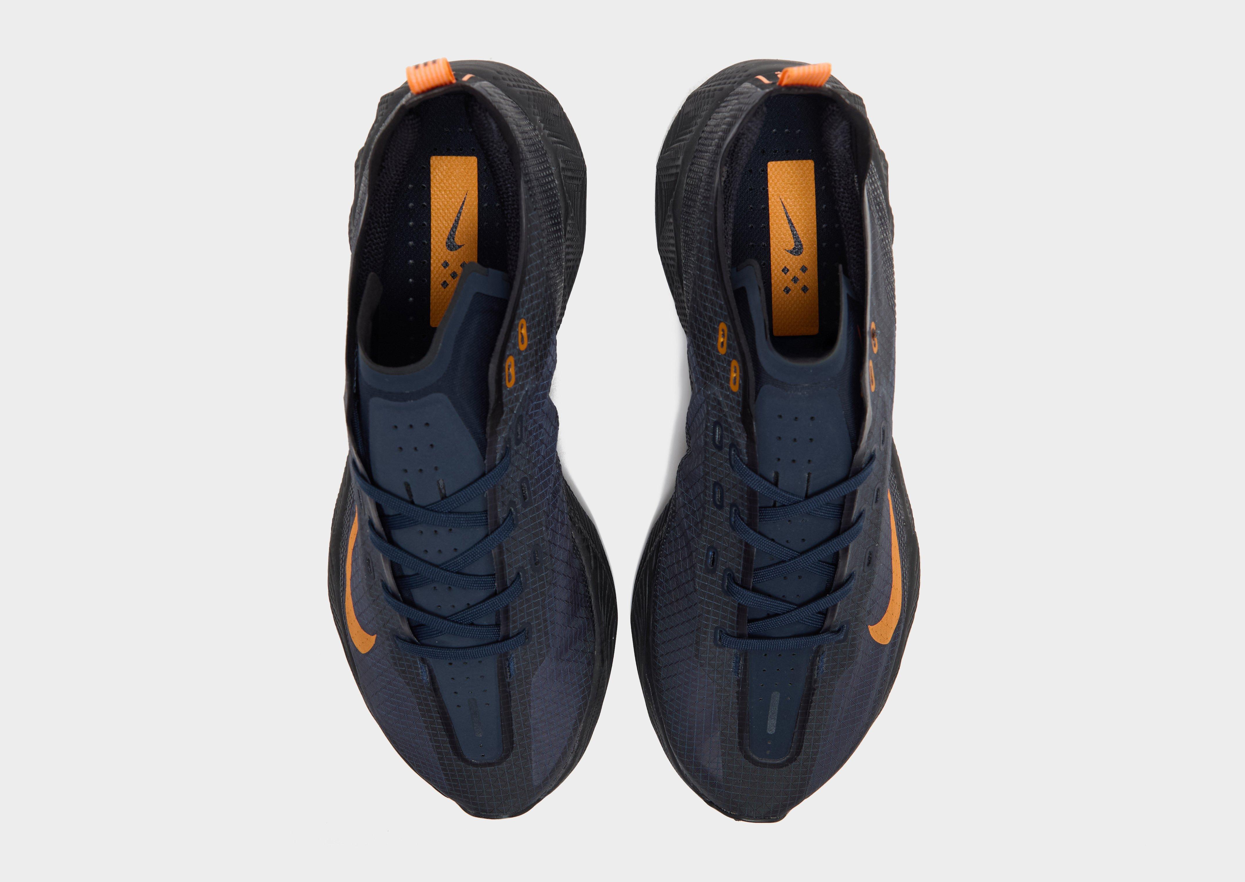 Nike AVA X