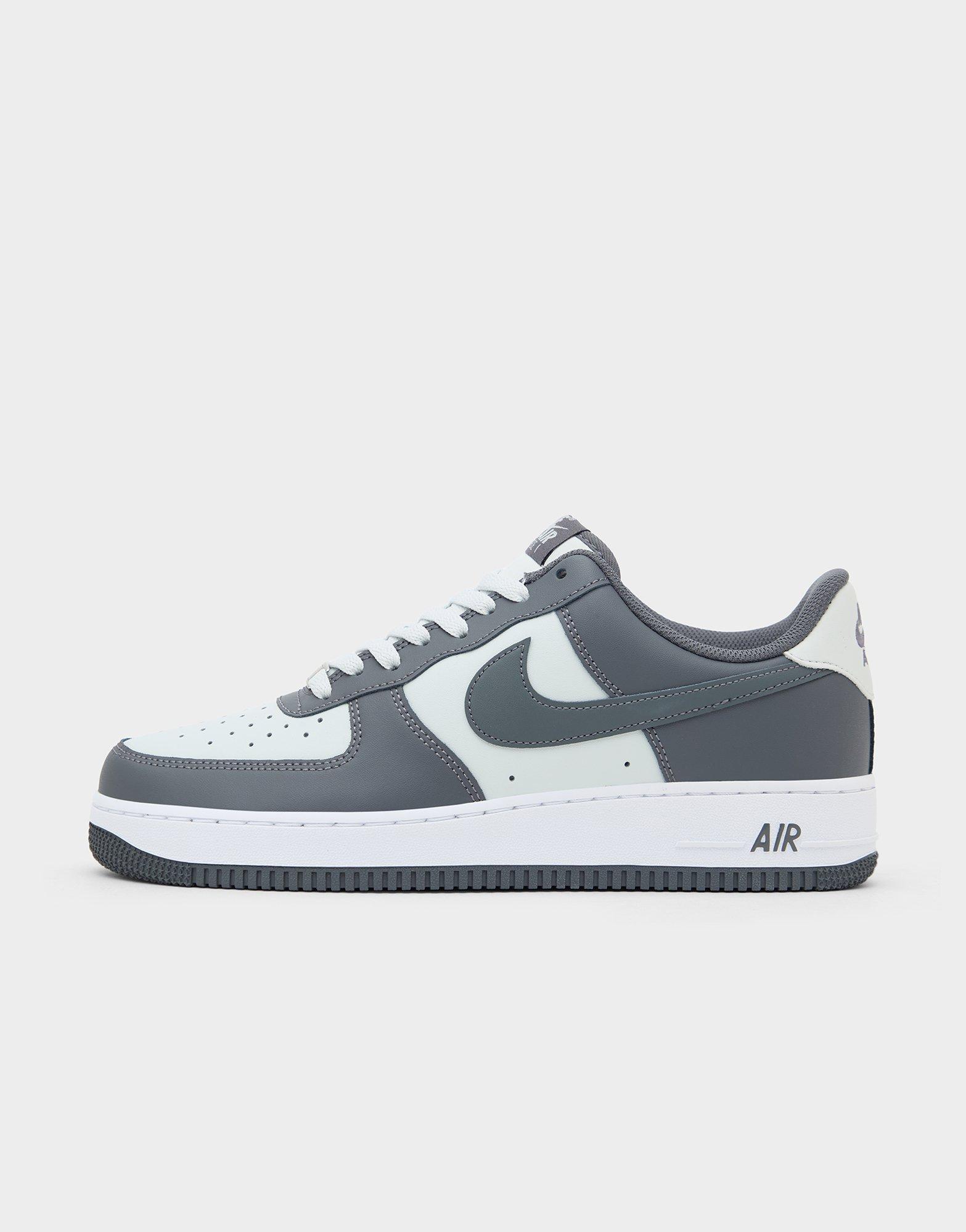 Nike Air Force 1 '07