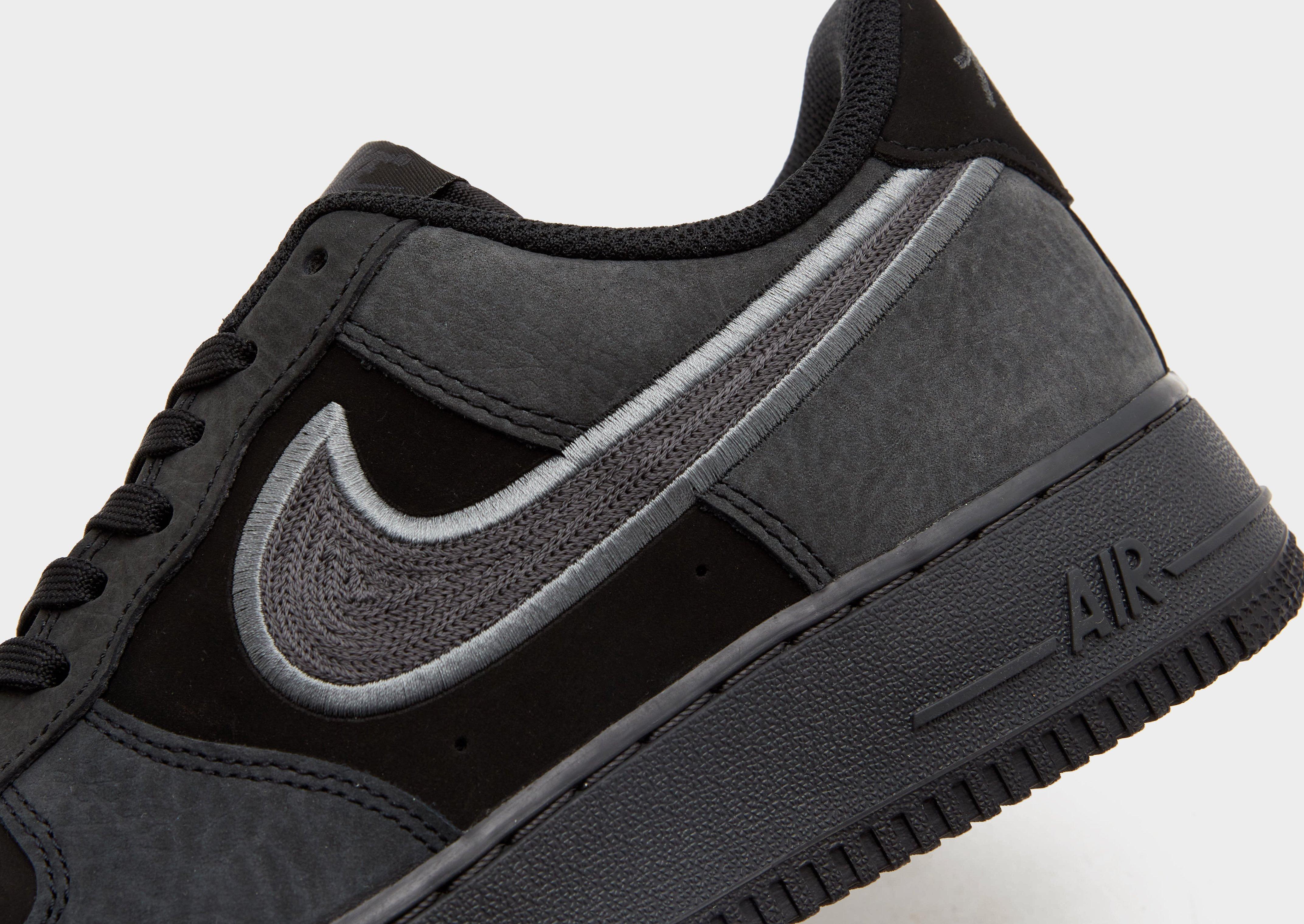 Nike Air Force 1 '07 LV8