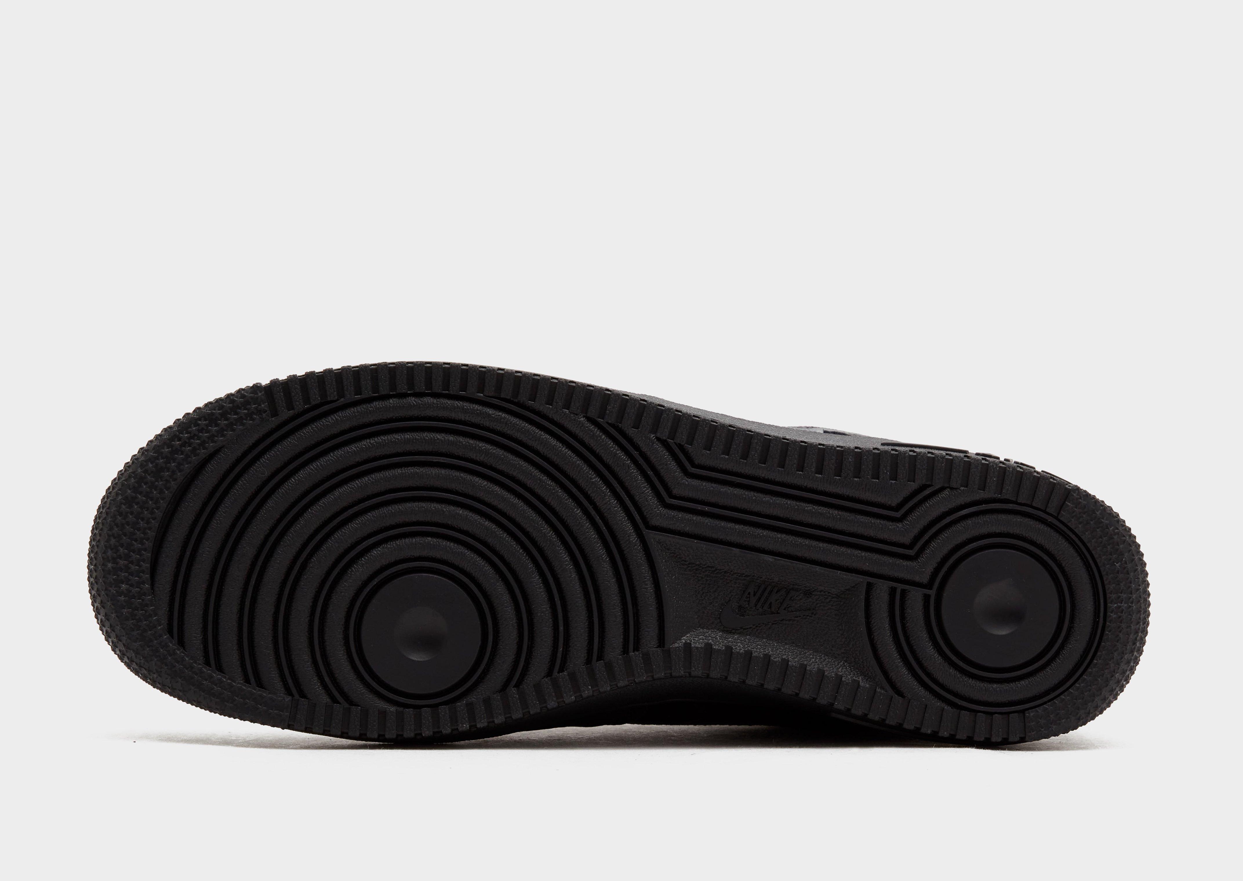 Nike Air Force 1 '07 LV8