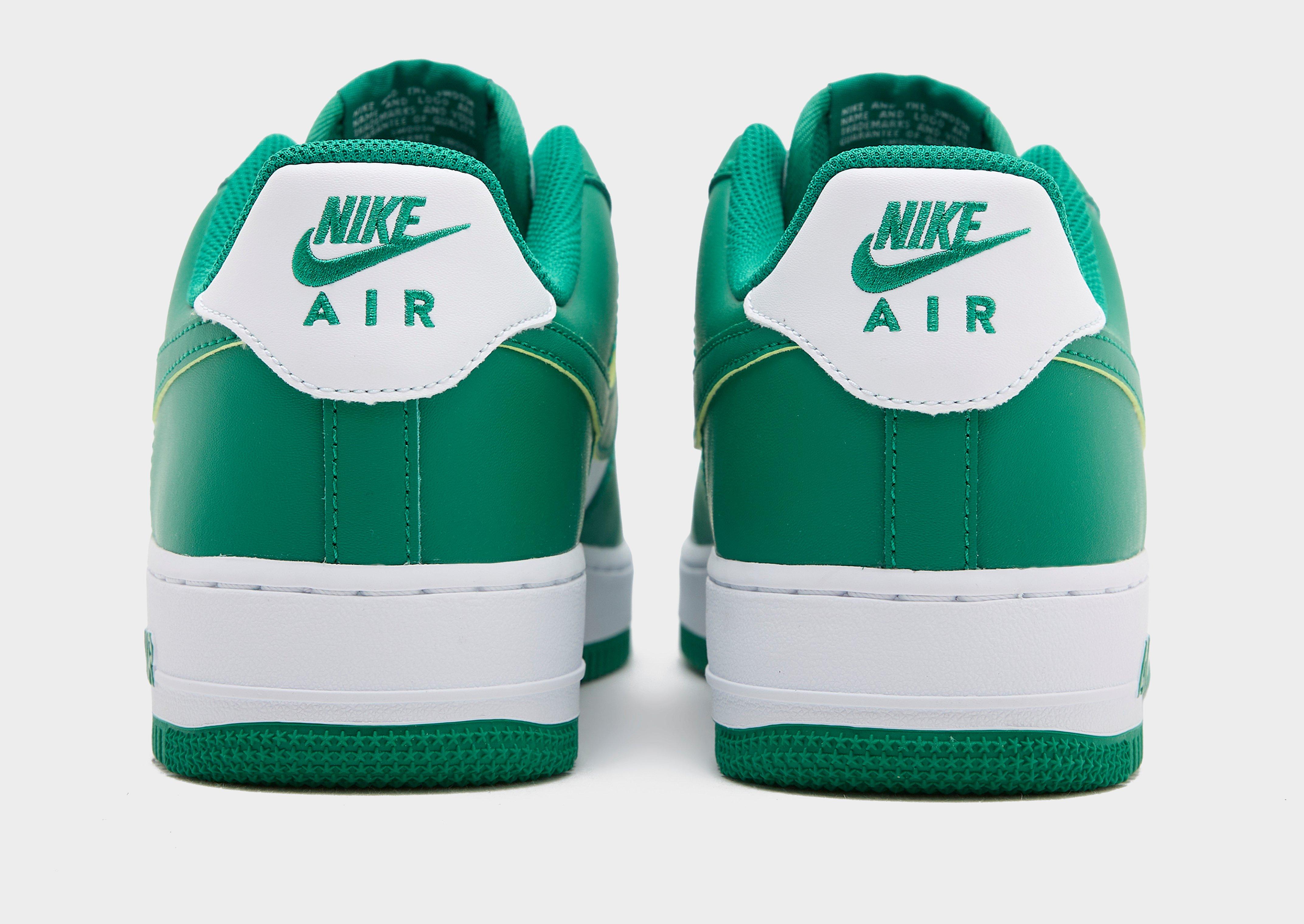 Nike Air Force 1 '07 LV8