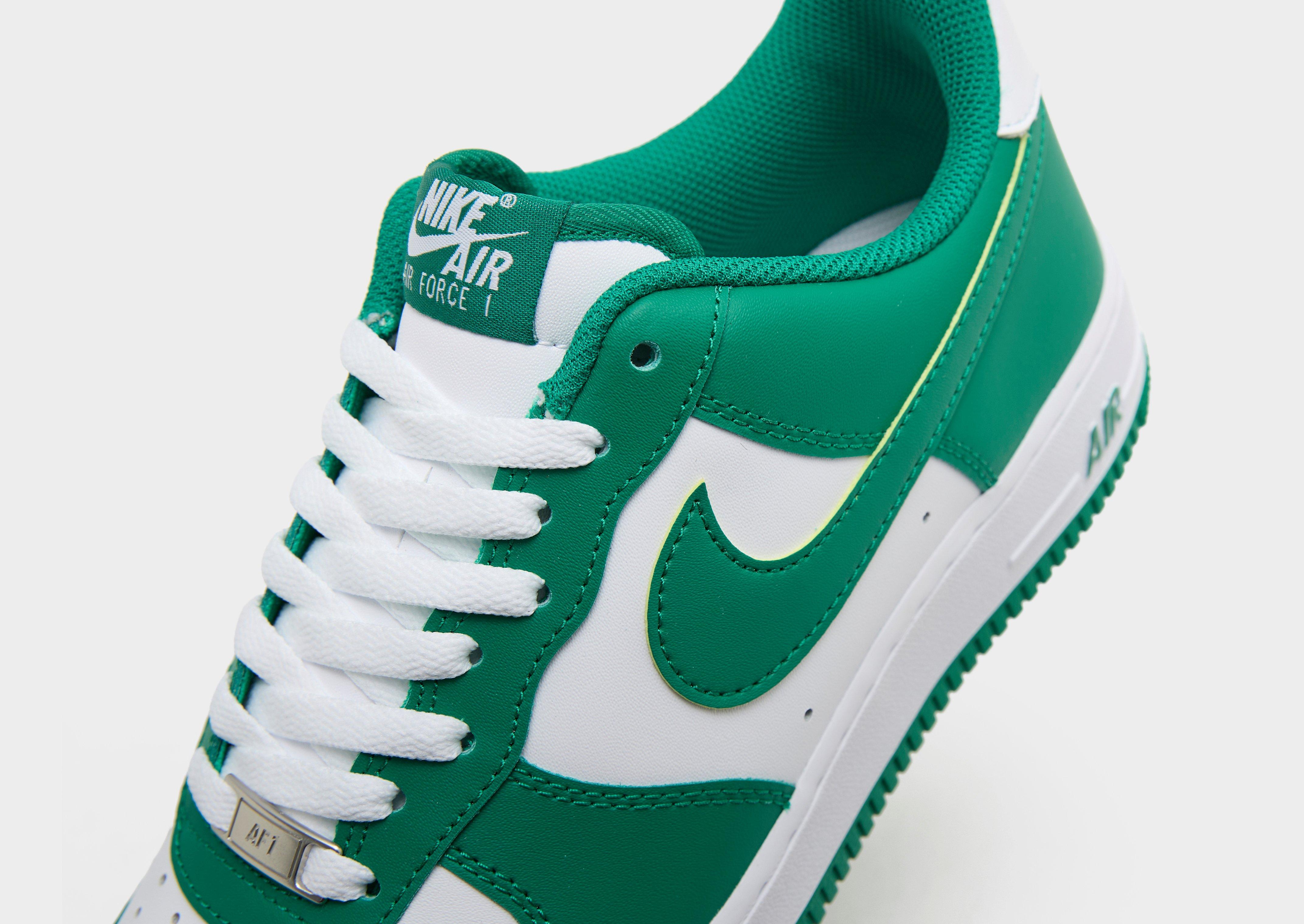 Nike Air Force 1 '07 LV8