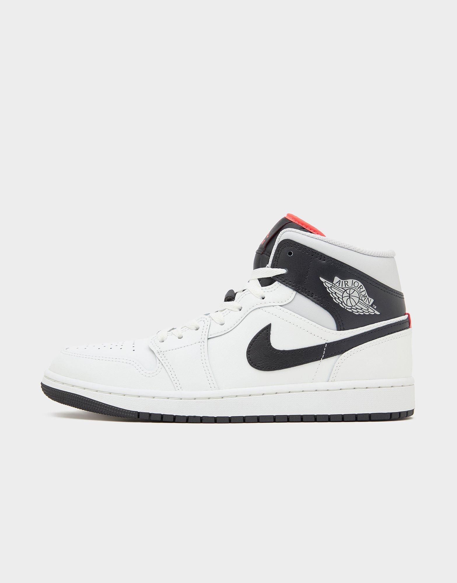 Jordan Air 1 Mid