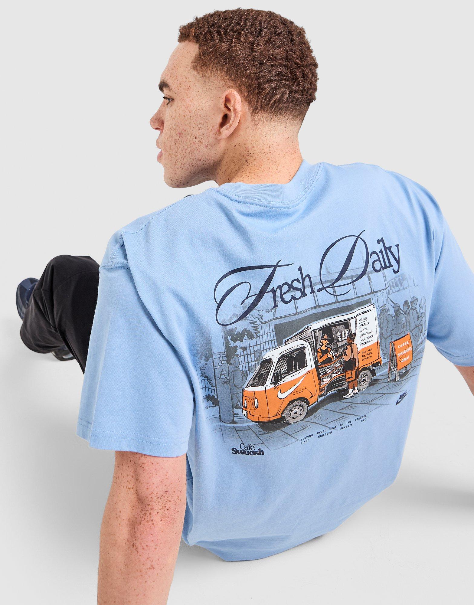 Nike Maglietta Cafe Swoosh Graphic