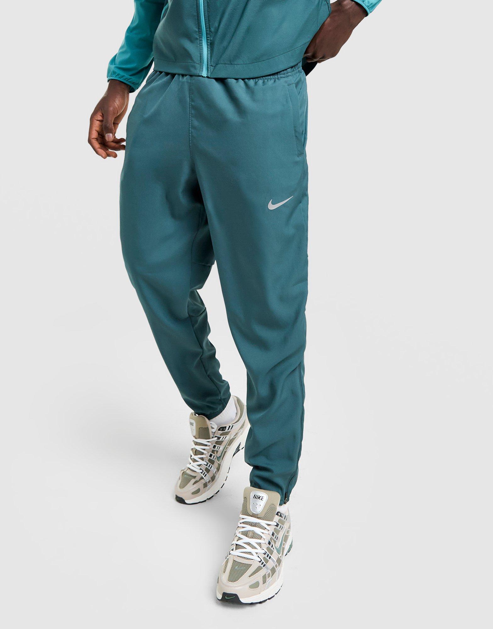 Nike Challenger Woven Track Pants