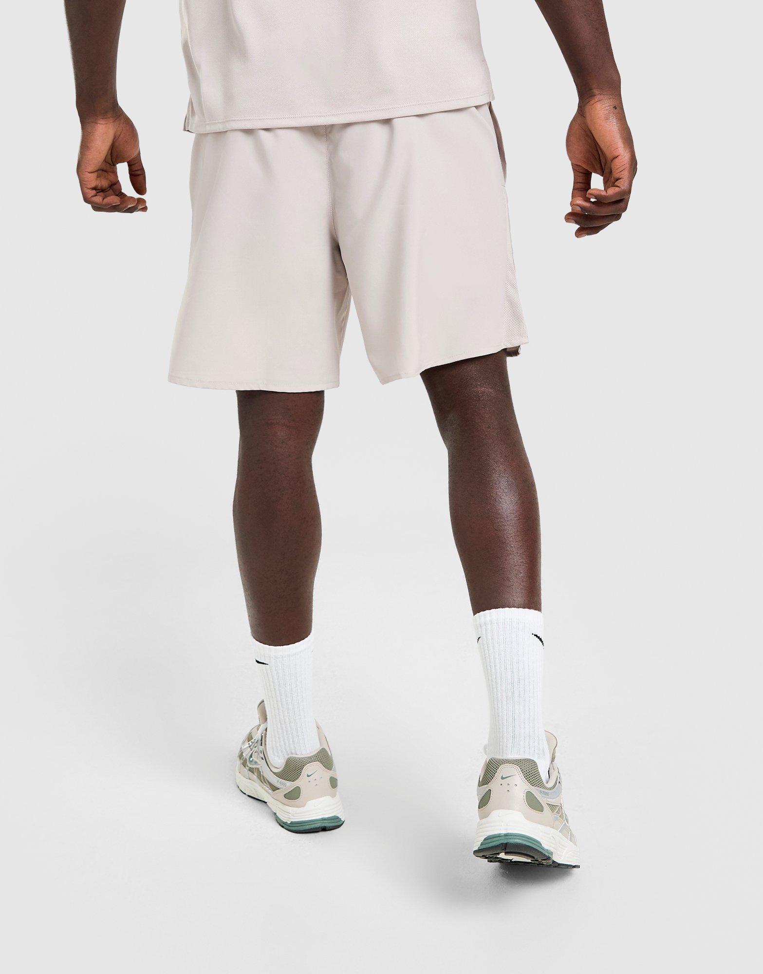 Nike Challenger Unlined 7" Shorts
