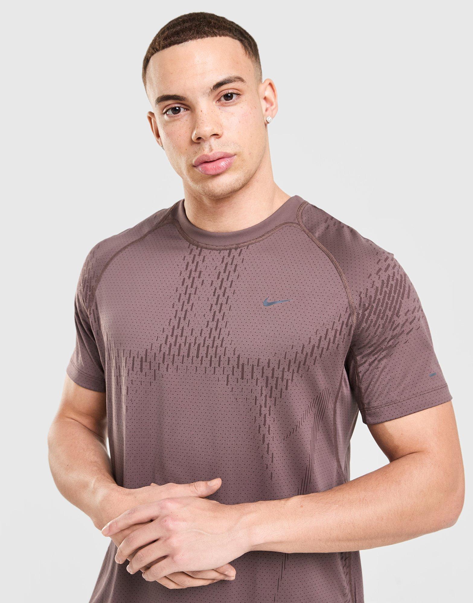 Nike Stride T-Shirt
