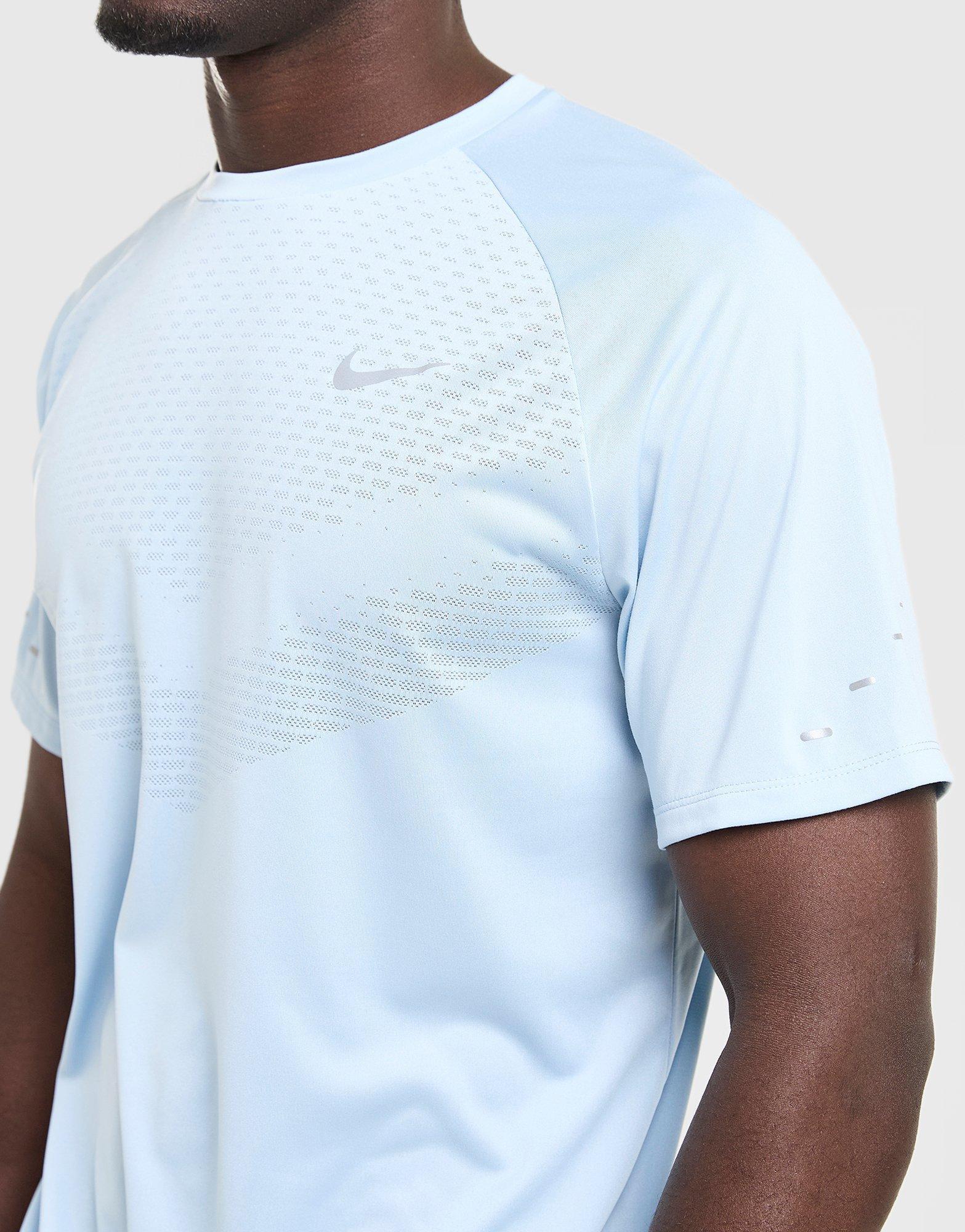 Nike Stride T-Shirt