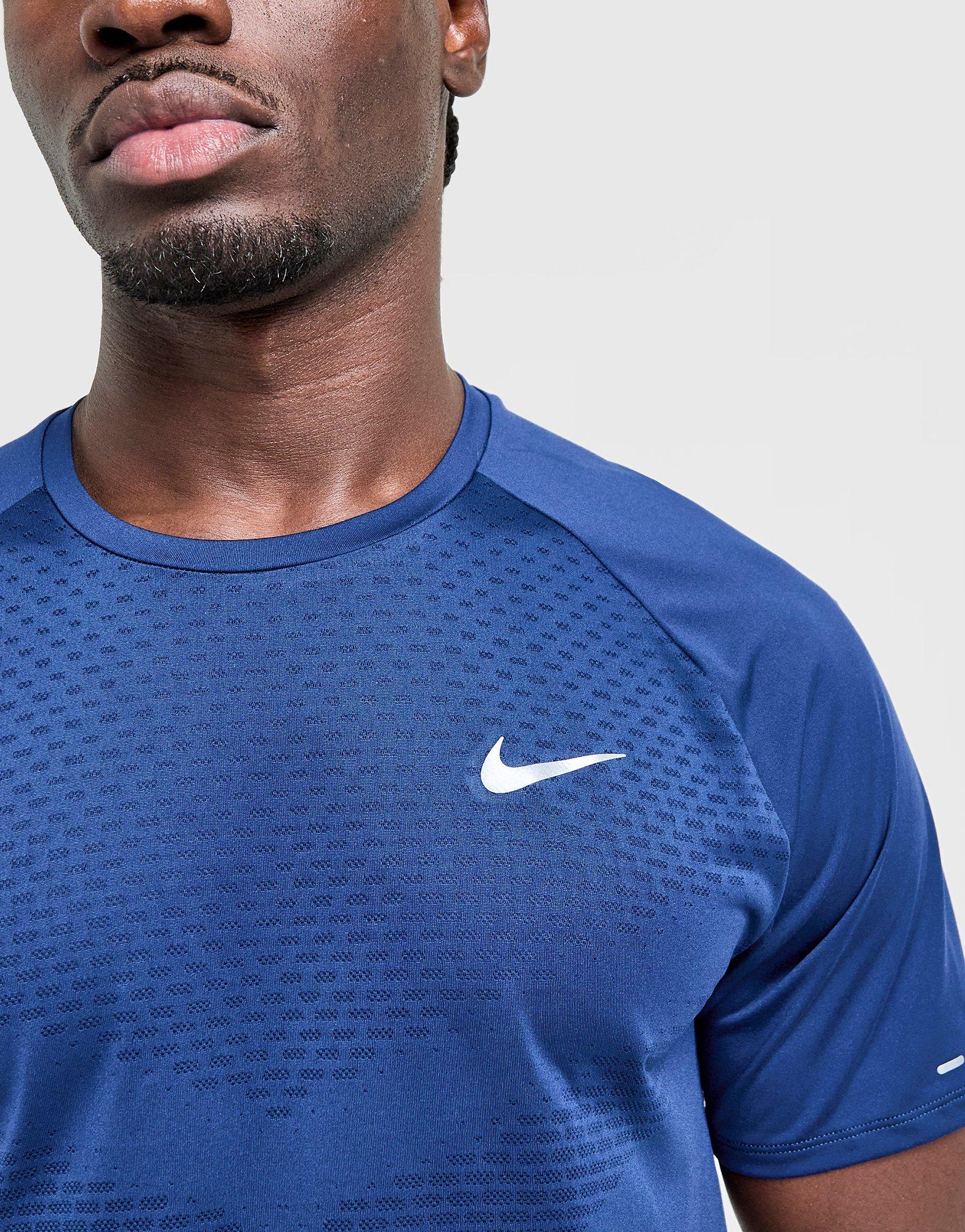 Nike Stride T-Shirt