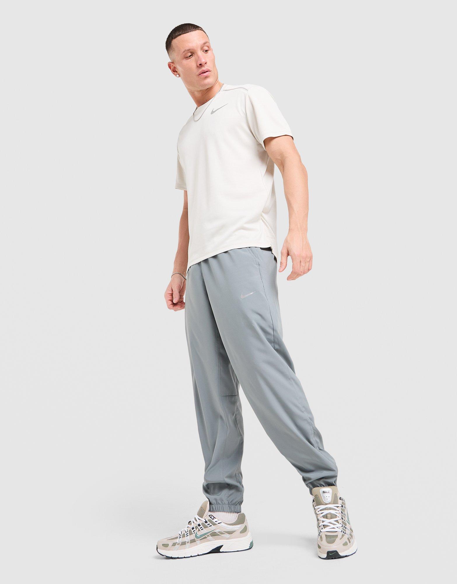 Nike Form Woven Track Pants