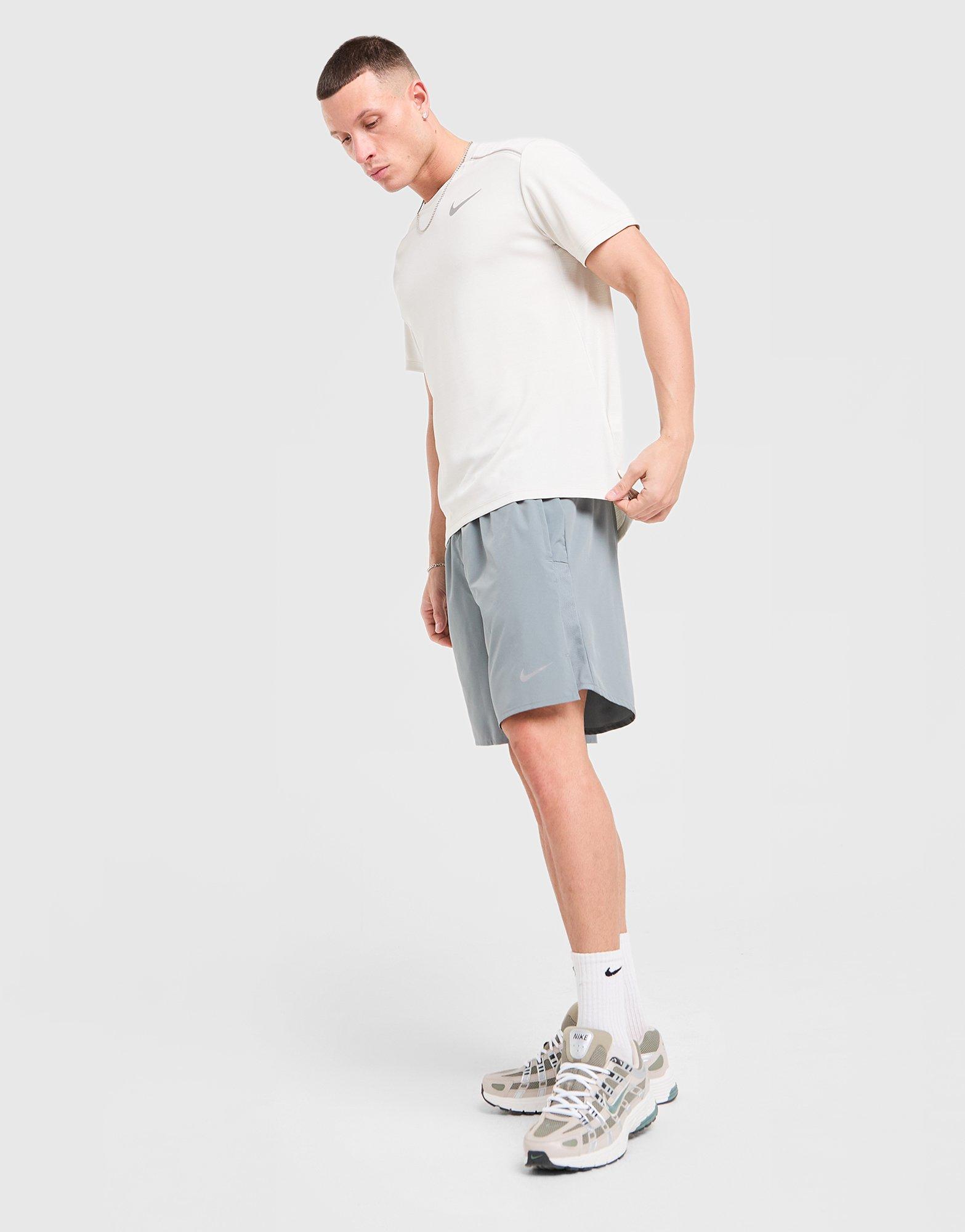 Nike Challenger 7" Shorts