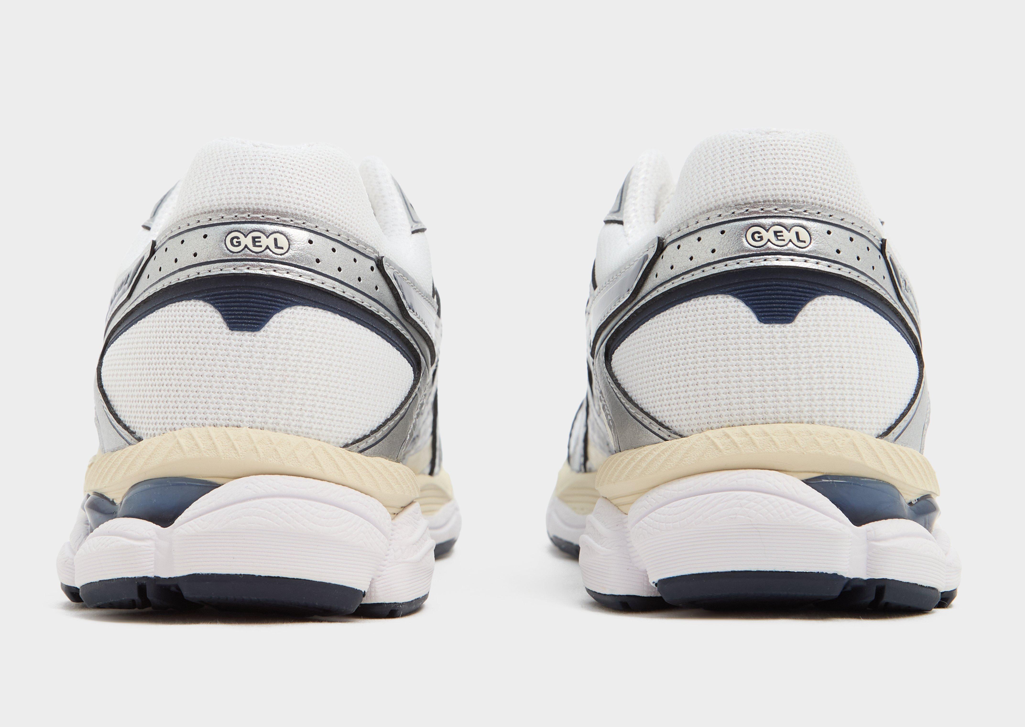 ASICS GEL-CUMULUS 16 Women's