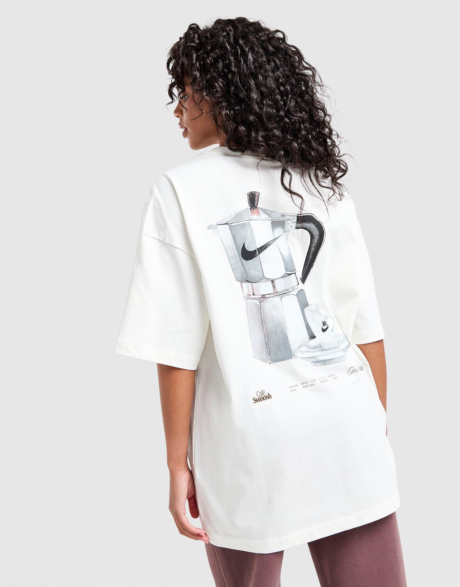 Nike Classic Energy Boyfriend T-Shirt