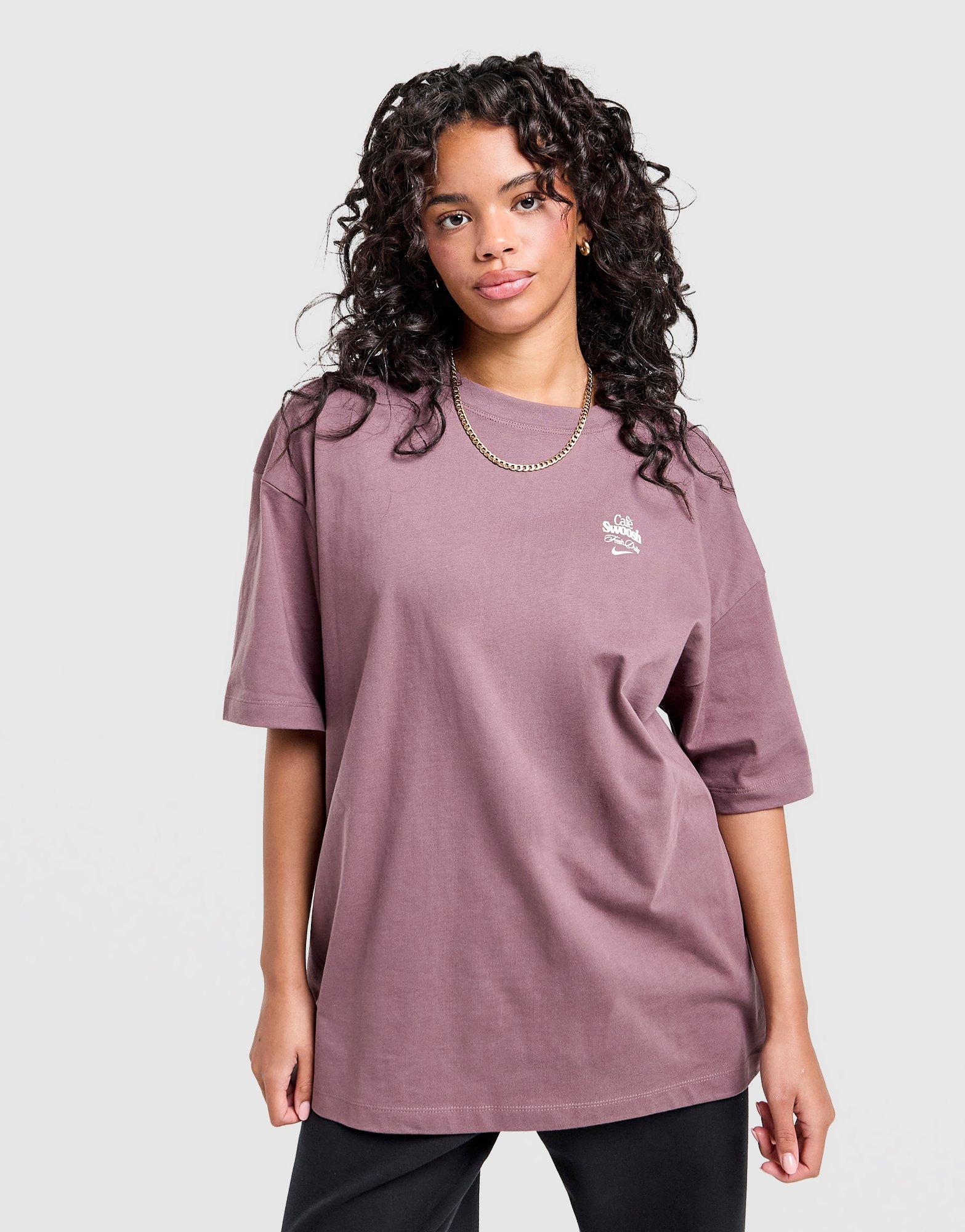 Nike Classic Energy Boyfriend T-Shirt