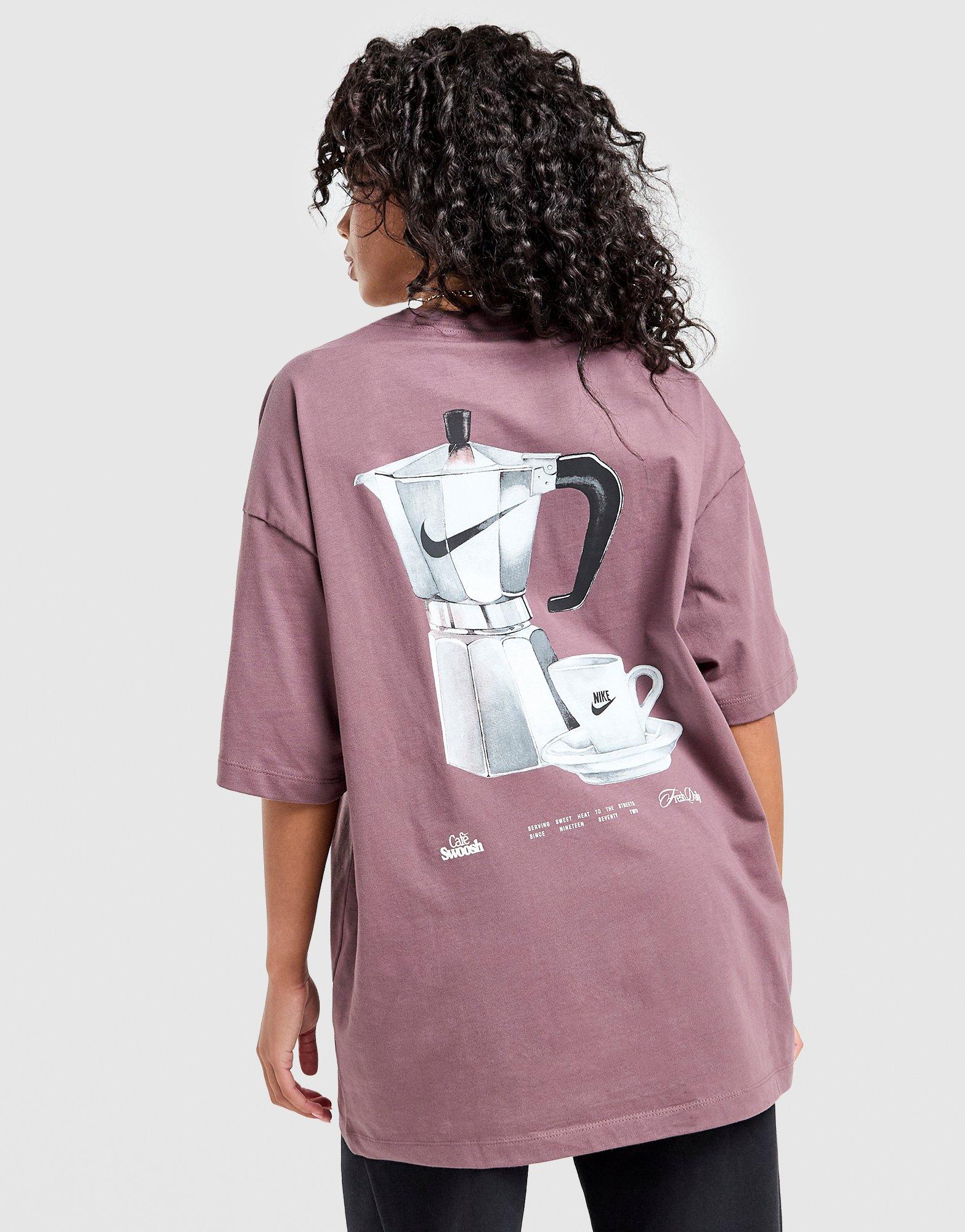 Nike Classic Energy Boyfriend T-Shirt