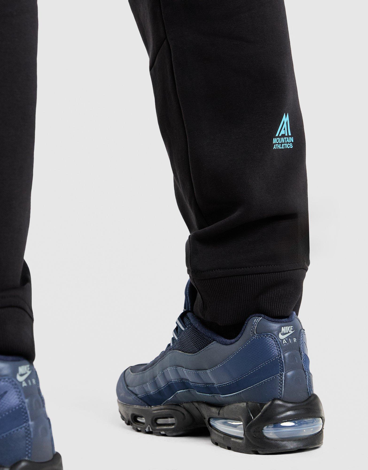 The North Face Mountain Athletics Fleece Joggers