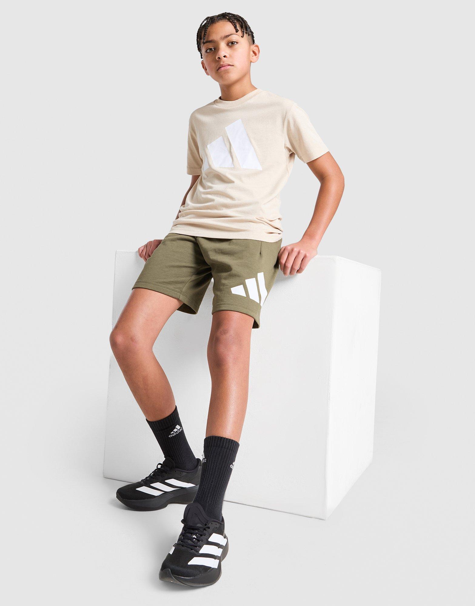 adidas Set Maglia/Pantaloncino Badge of Sport Large Logo Junior