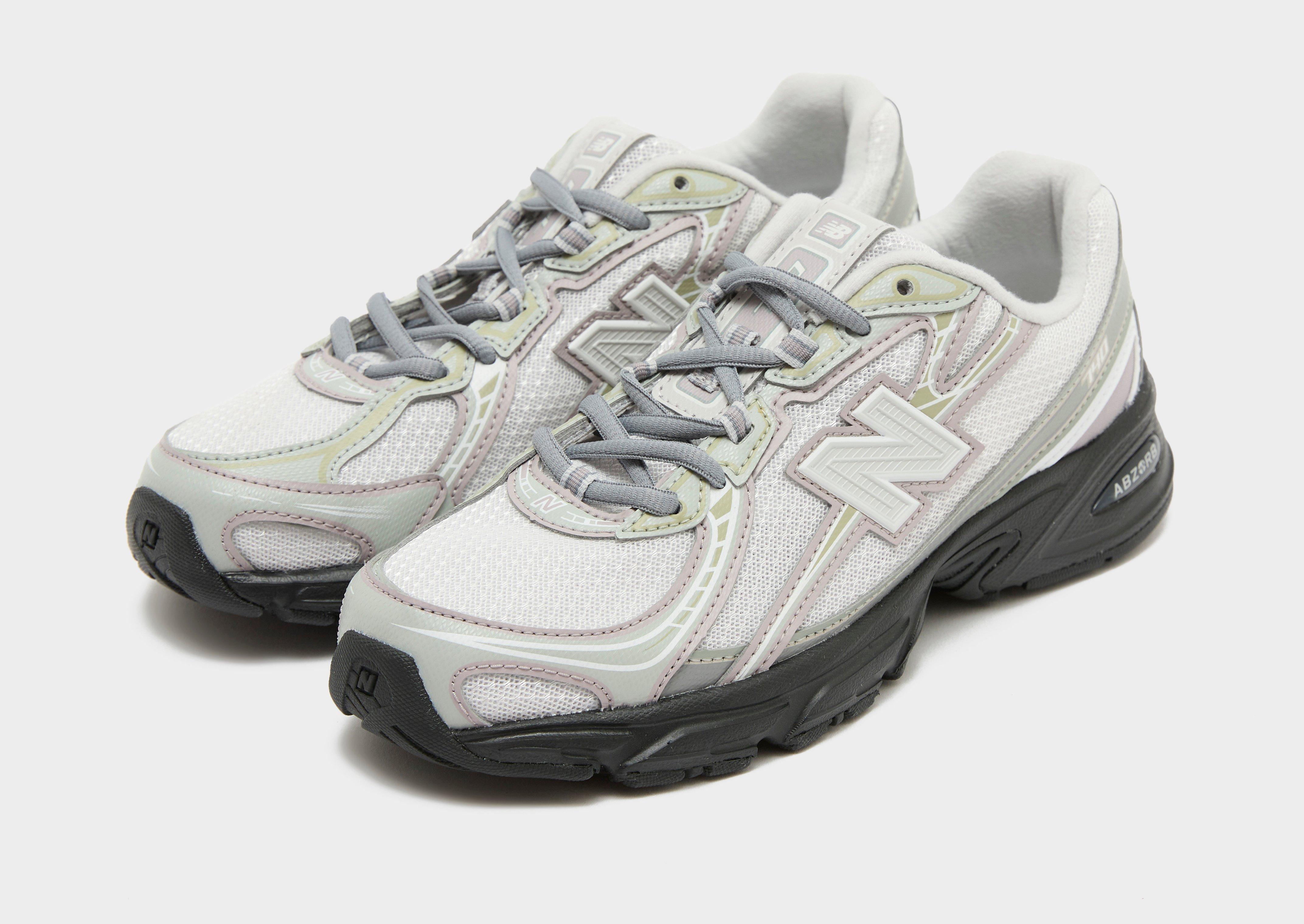 New Balance 740 Junior