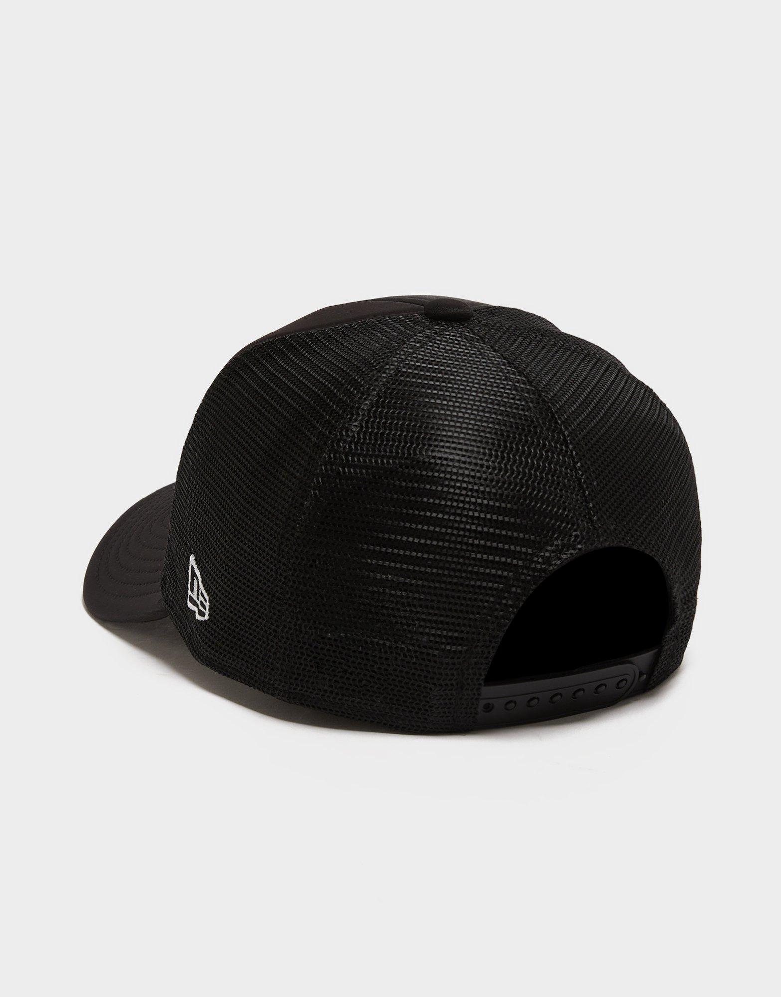 New Era MLB New York Yankees Graffiti Trucker Cap