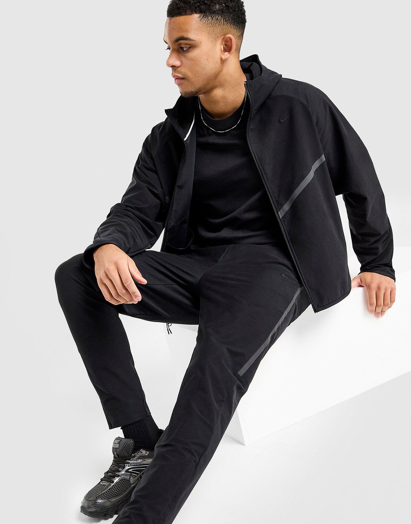 Nike Pantalón de chándal Tech Shori Knit