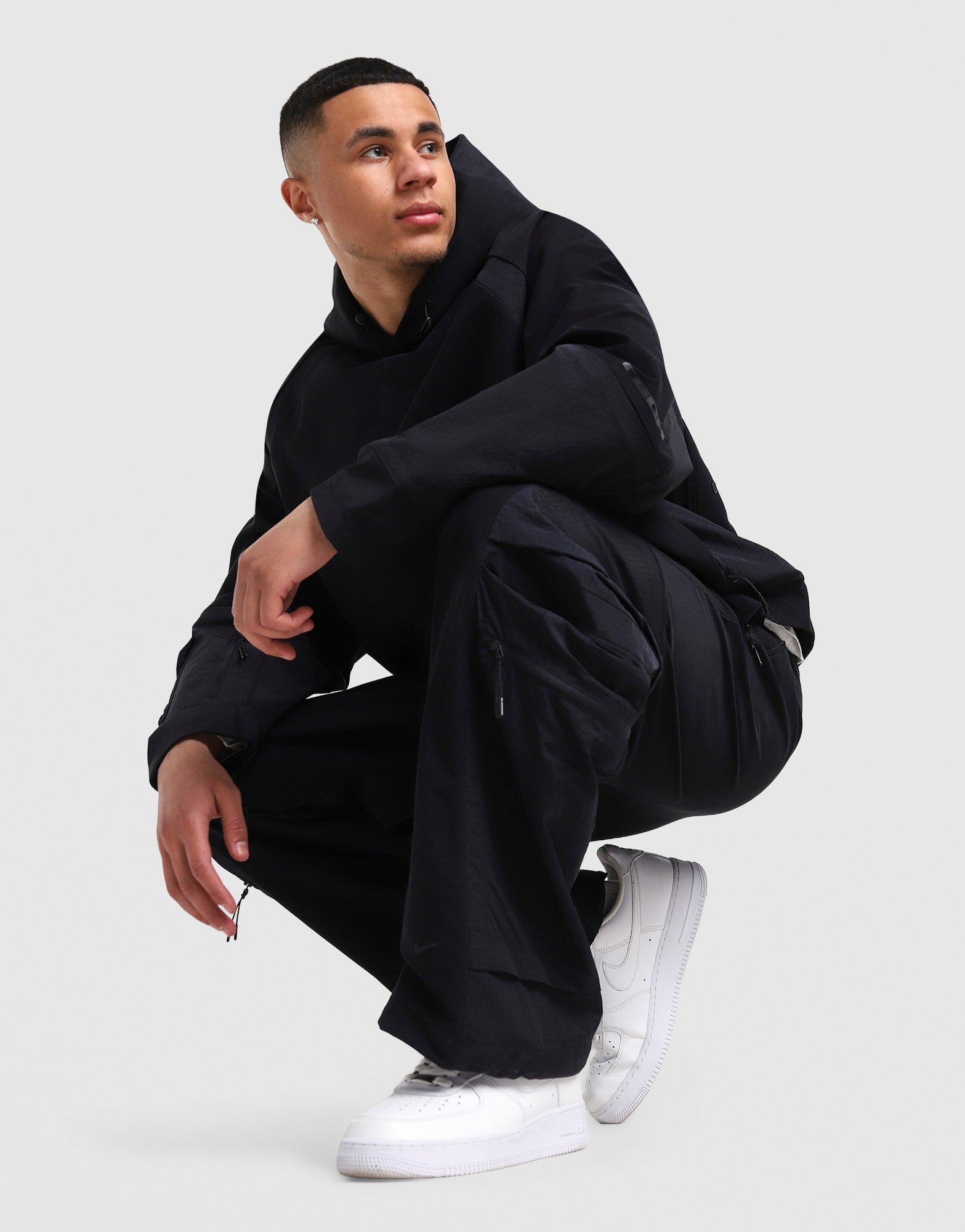 スノーボード NIKE archive tech pants y2k black Black Nike Tech Utility Track Pants - JD Sports Global