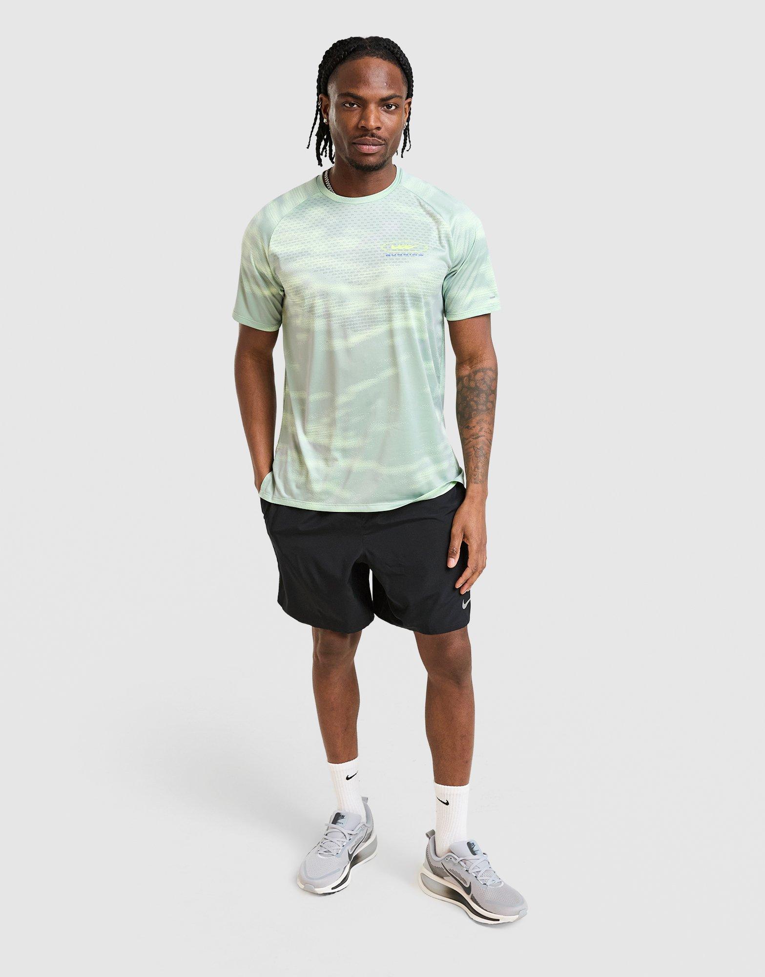 Nike Pinnacle Stride T-Shirt