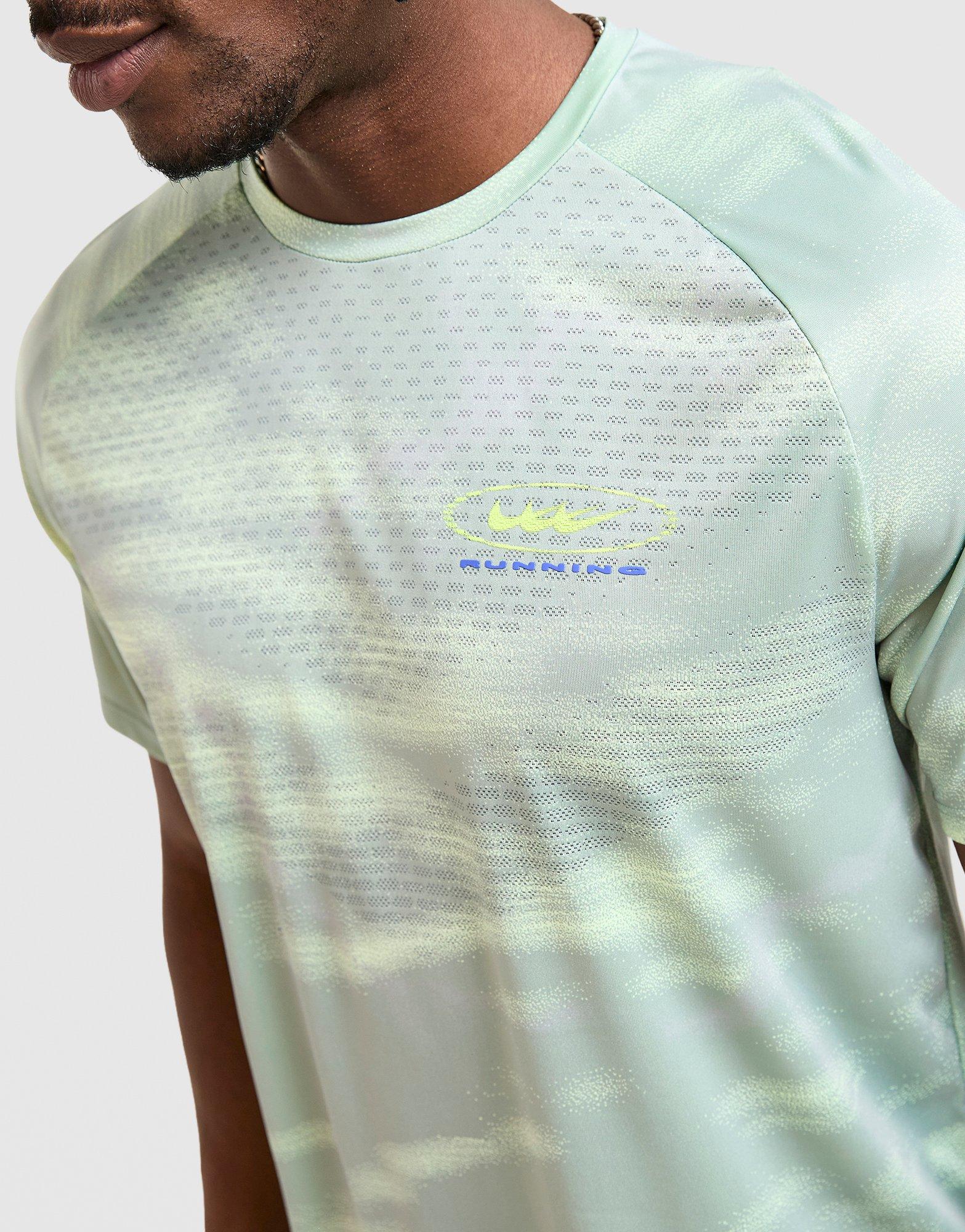 Nike Pinnacle Stride T-Shirt
